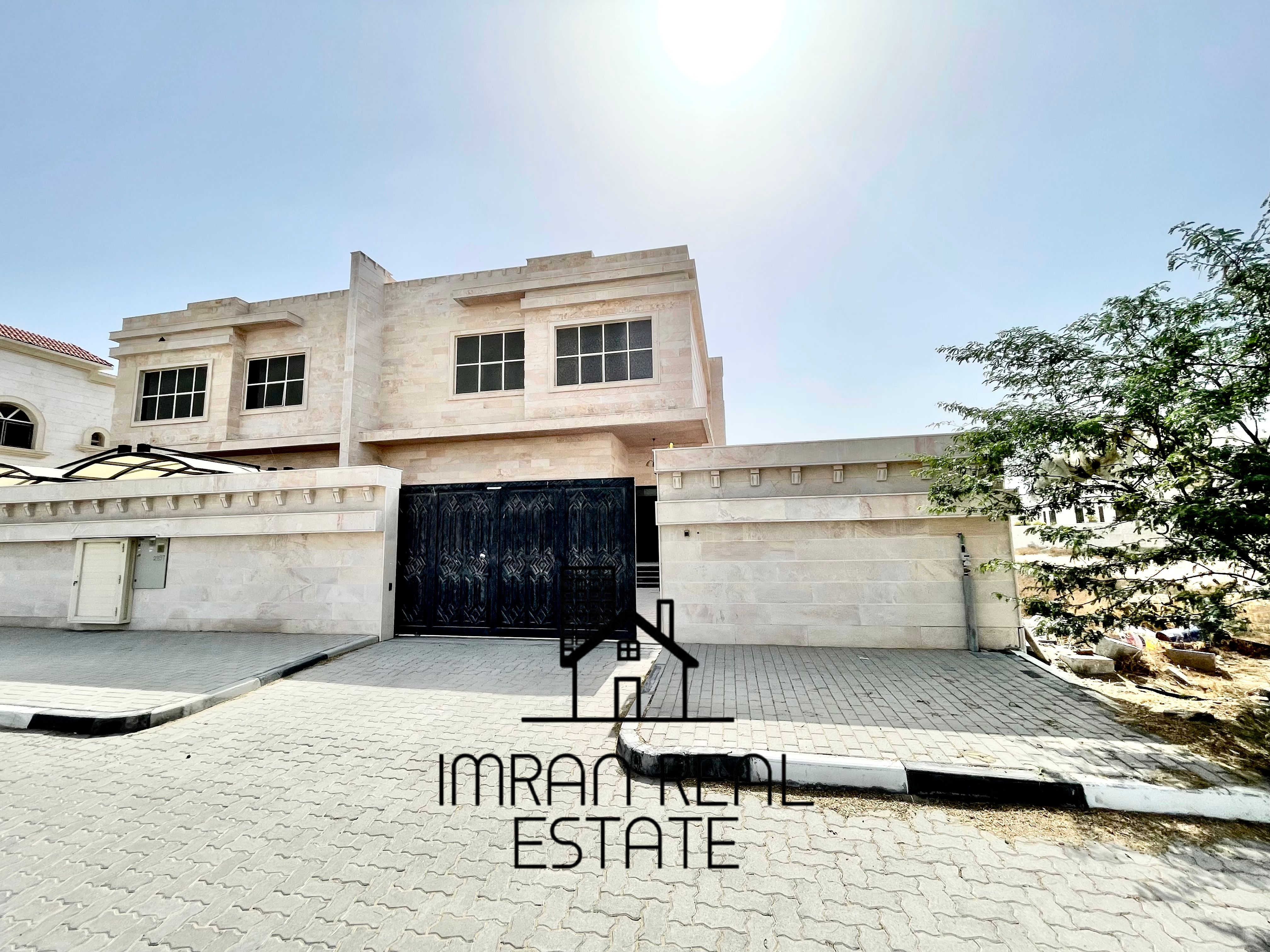 Spacious Size 4BR Corner Villa Ready to Move