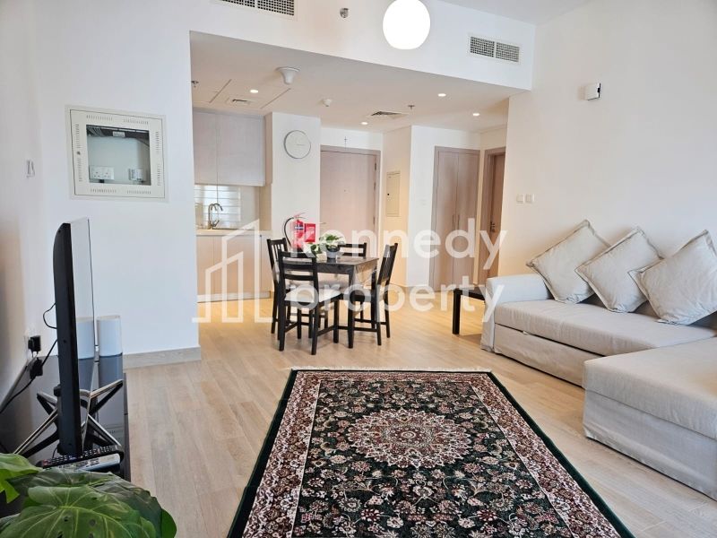Canal Views | High Floor | Central Location