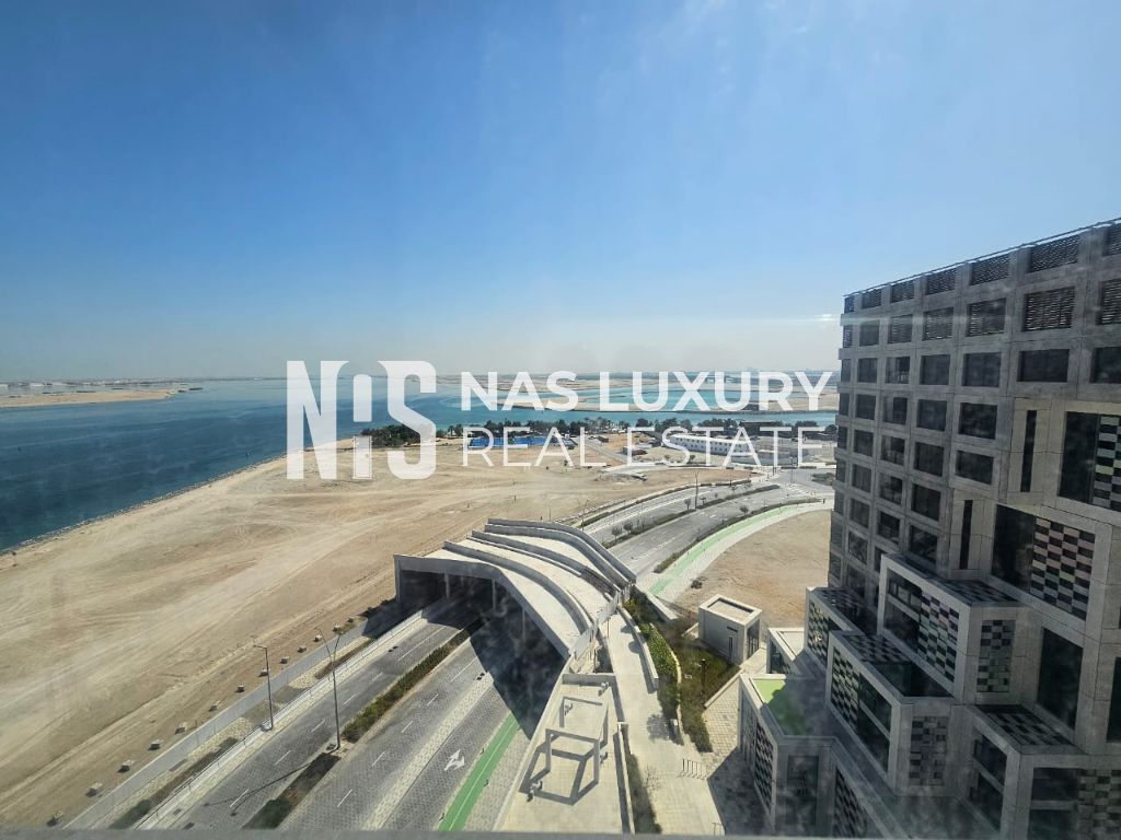 Waterfront Apartment | Balcony | Ready to move in
