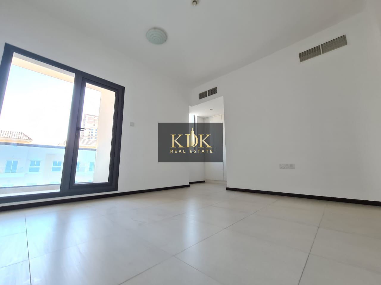 4Br+Maid | Community View | Call Now