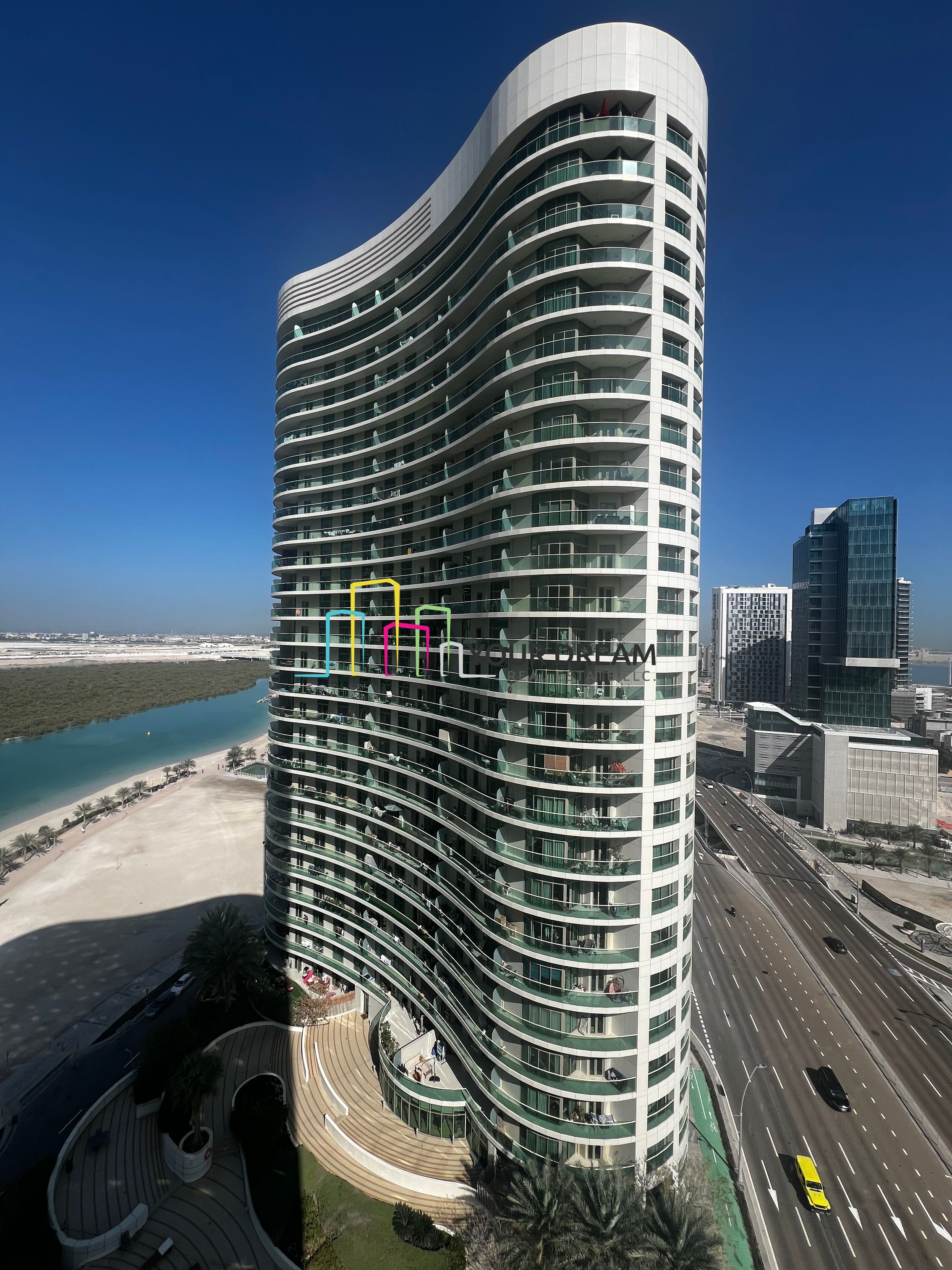 Spacious 1 Bedroom Apt | Mangrove View | Balcony | Parking