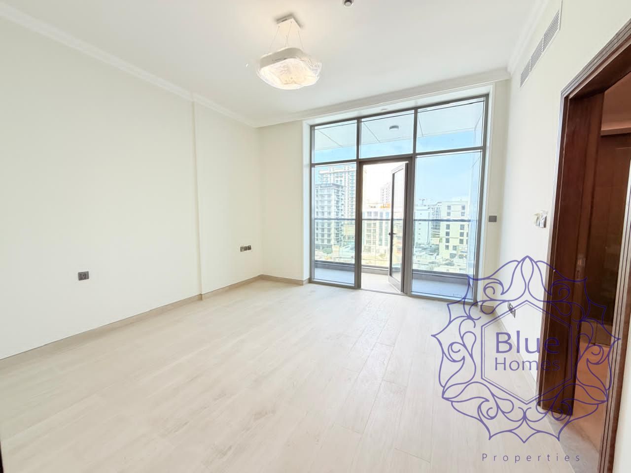 BRAND NEW BUILDING || 3BR WITH MAID ROOM 5BATH CLOSE TO MIRACLE GARDENS