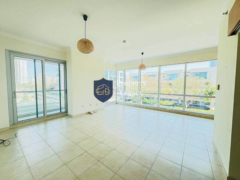 Golf View | Family Layout | Vacant Now