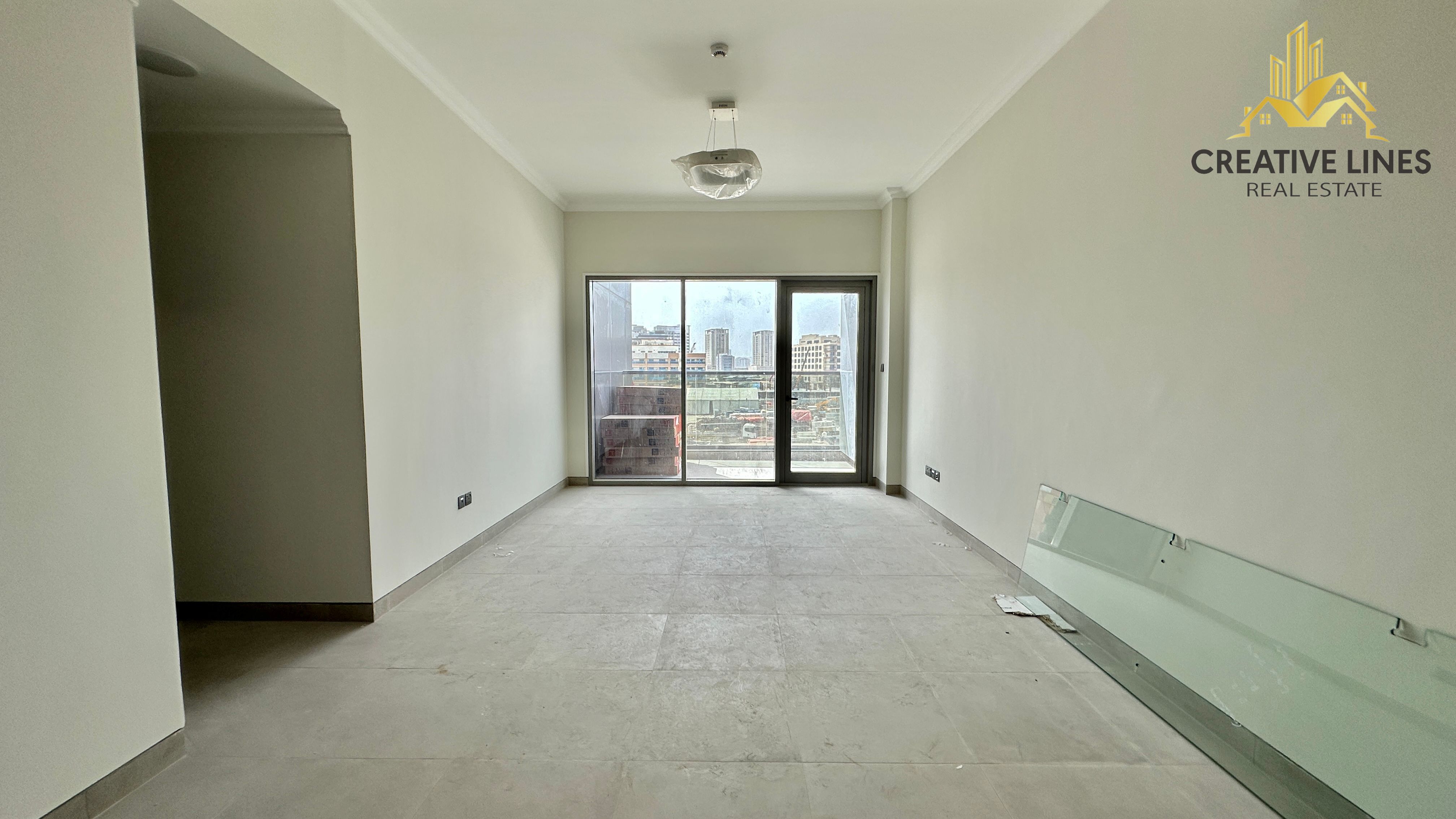 Spacious Layout 2bed Yearly Lease