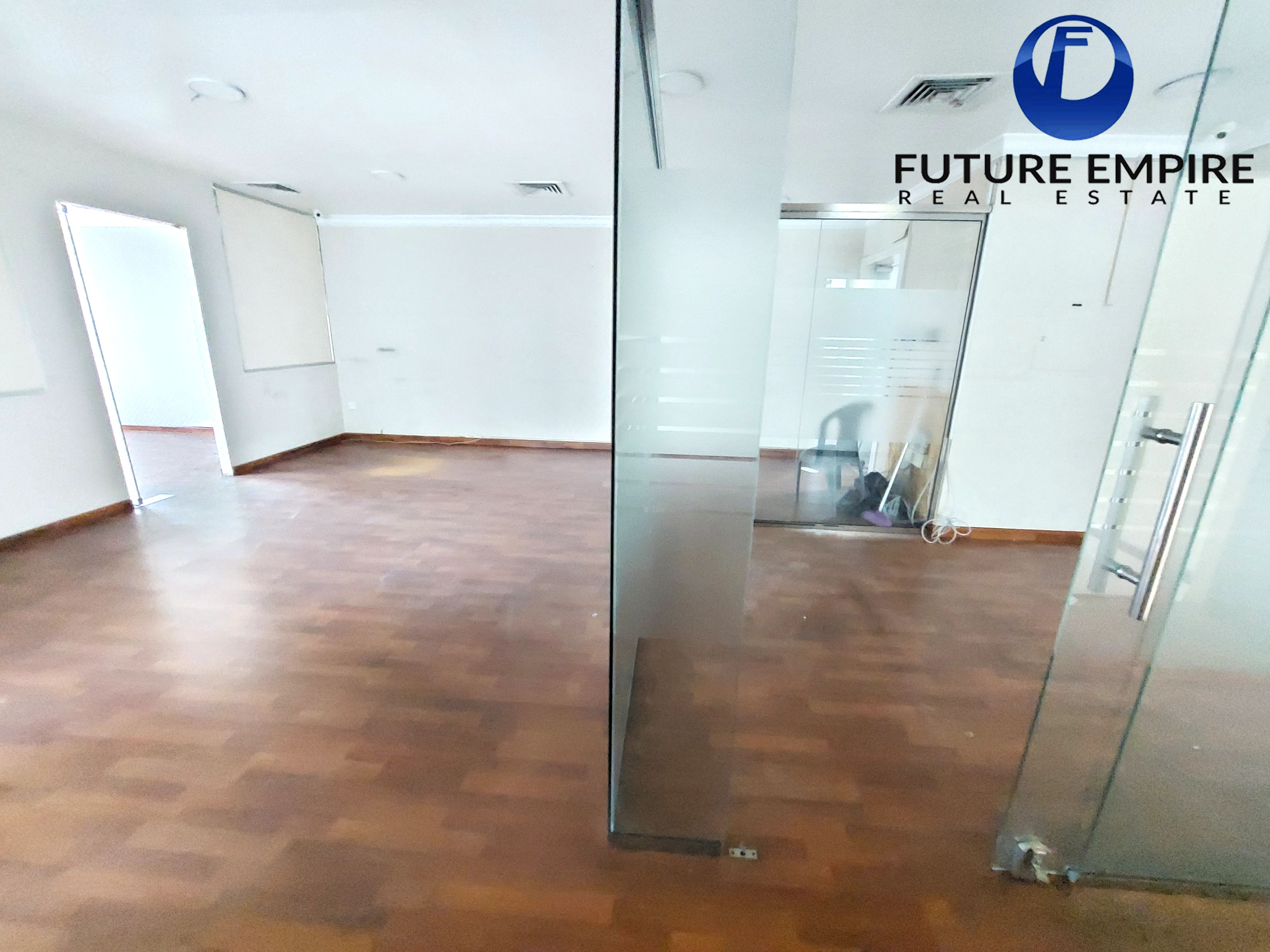 Close To Metro ! Cheapest Price ! Fitted Office