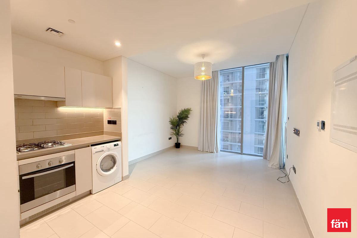 Unfurnished | Pool View | Balcony