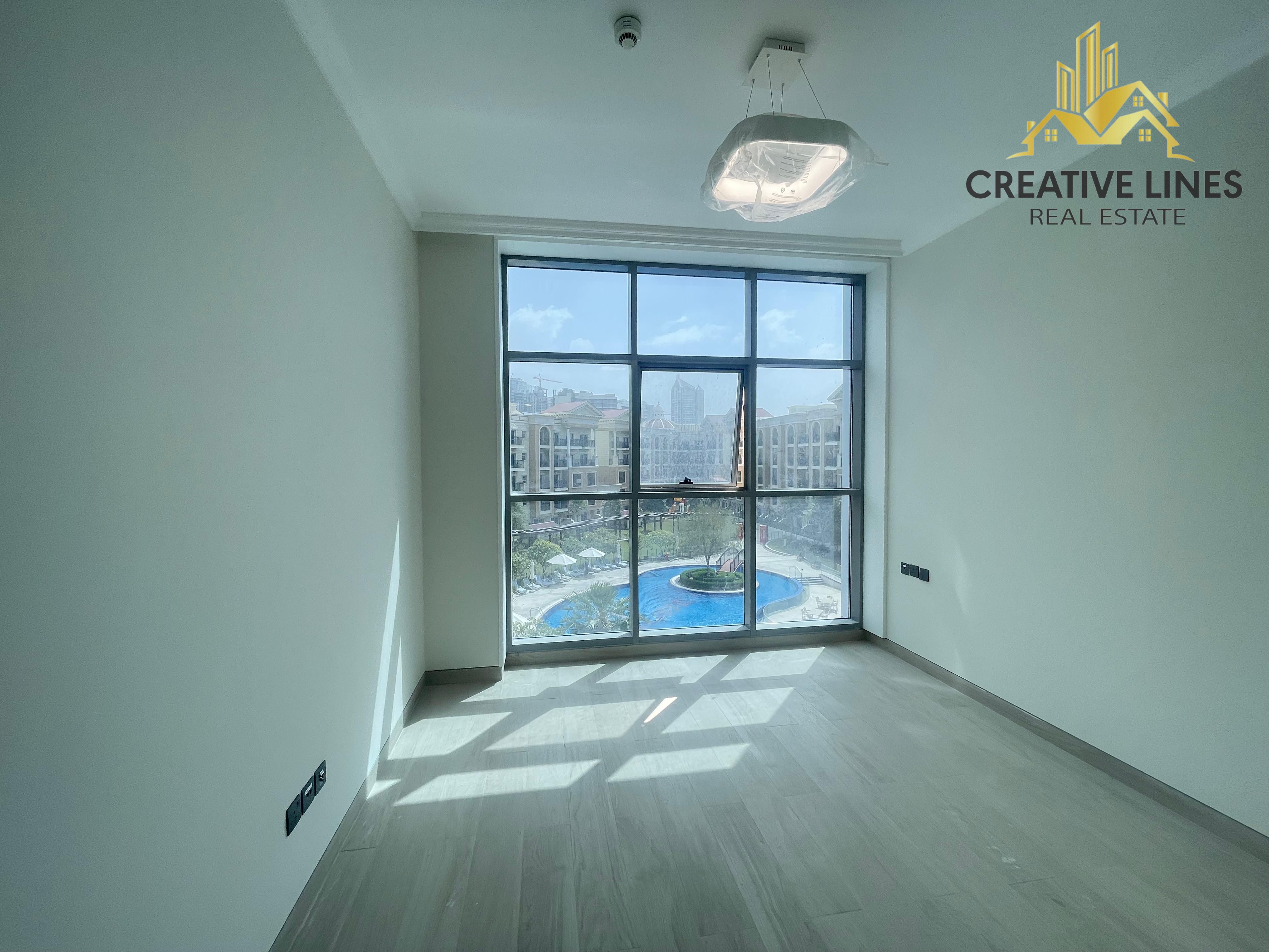 BRAND NEW//VERY SPACIOUS//LUXURY APARTMENT