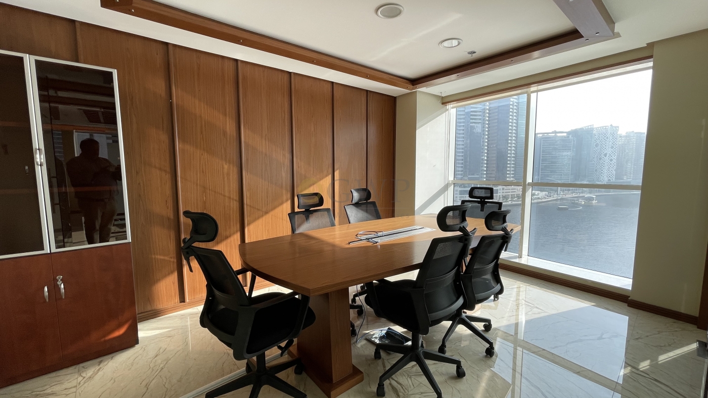 Canal View | Premium | Fully Furnished Office
