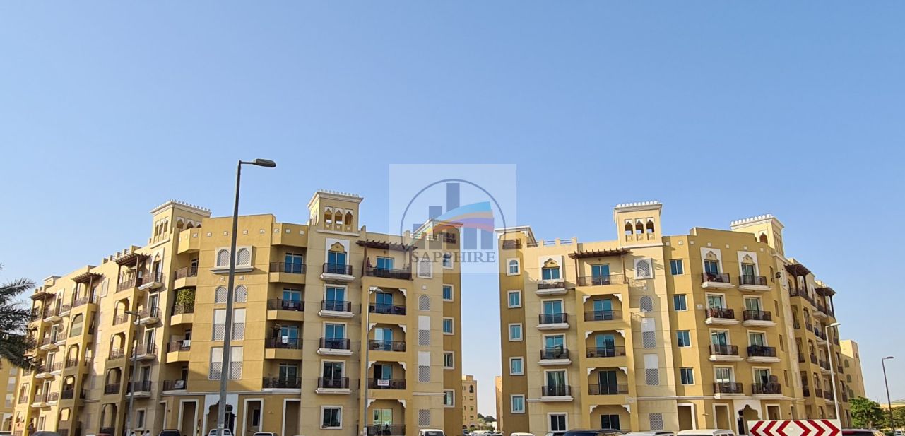 DEAL for INVESTORS | 1BEDROOM with BALCONY | CURVE UNIT | RENTED