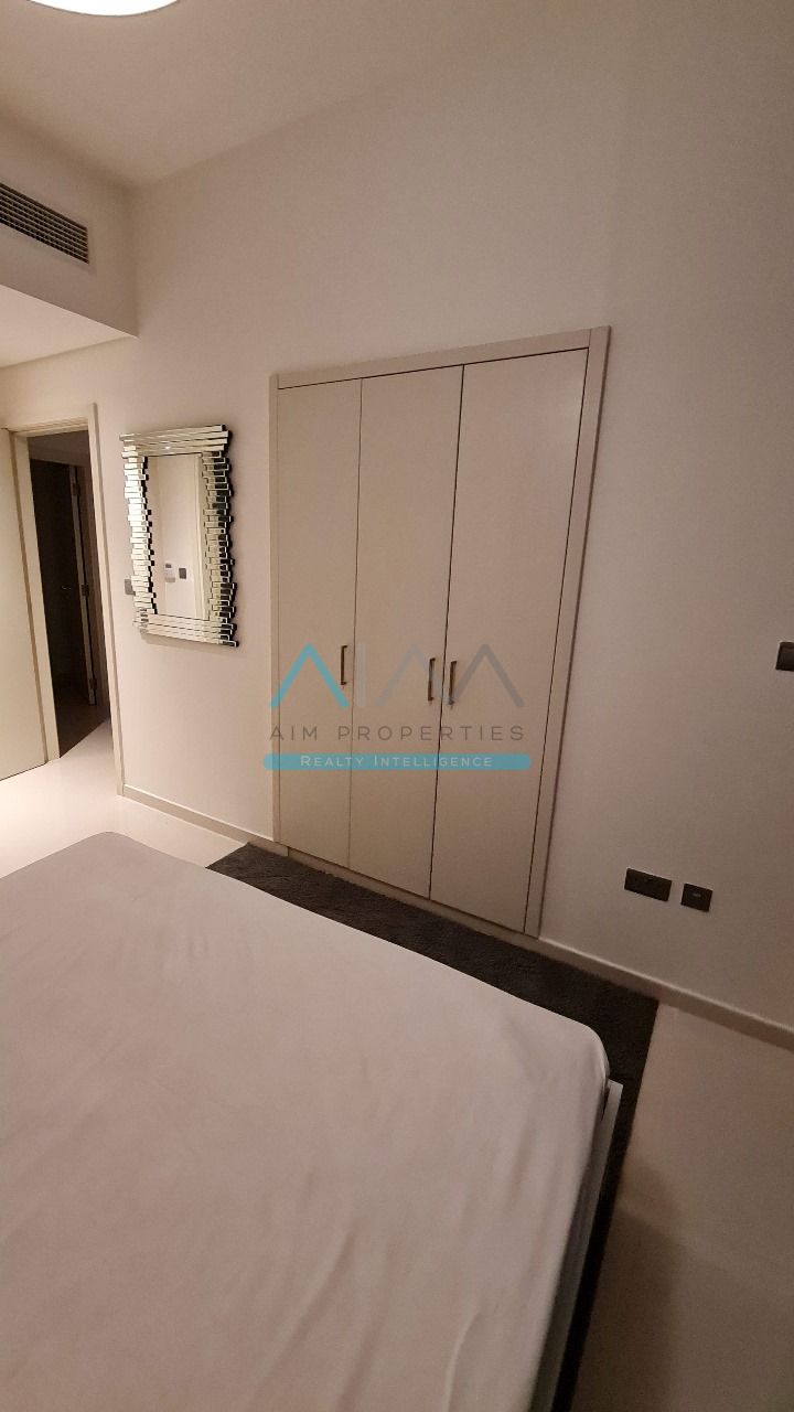 Fully Furnished 3BR + Maid Villa | Huge Garden | Single Row