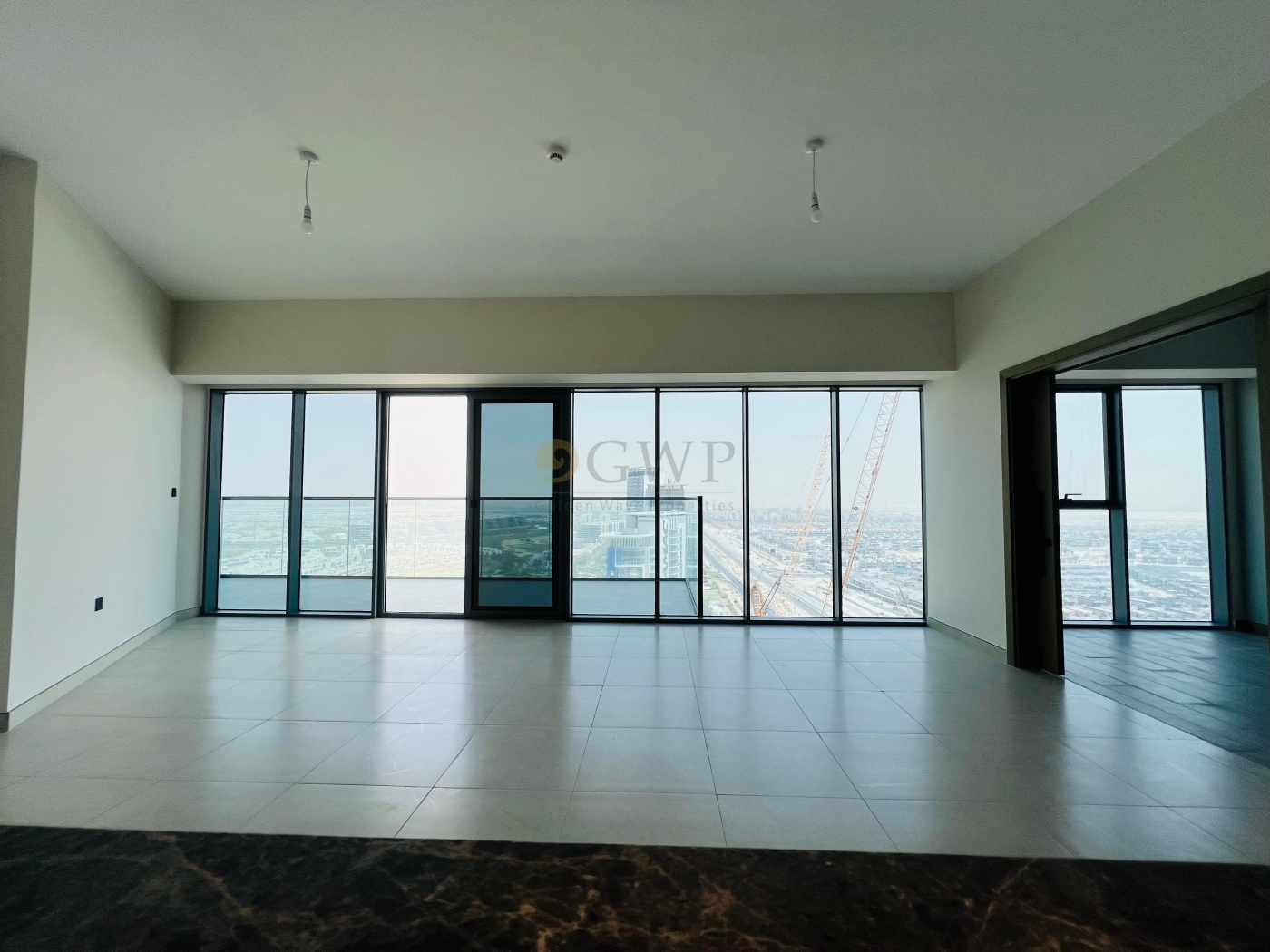 Large Layout - 4 Cheques - Available - No Agents