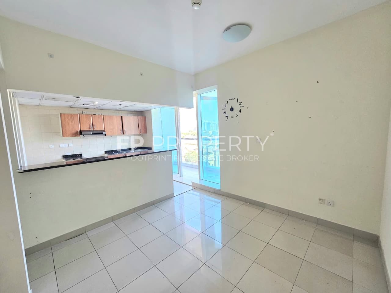 Bright | Golf View | Ready To Move
