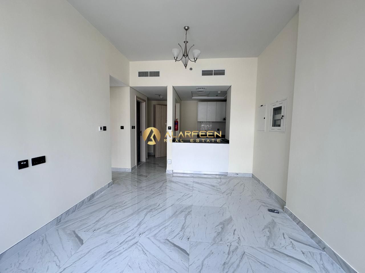Spacious 1 BR| Brand New | Ready to Move