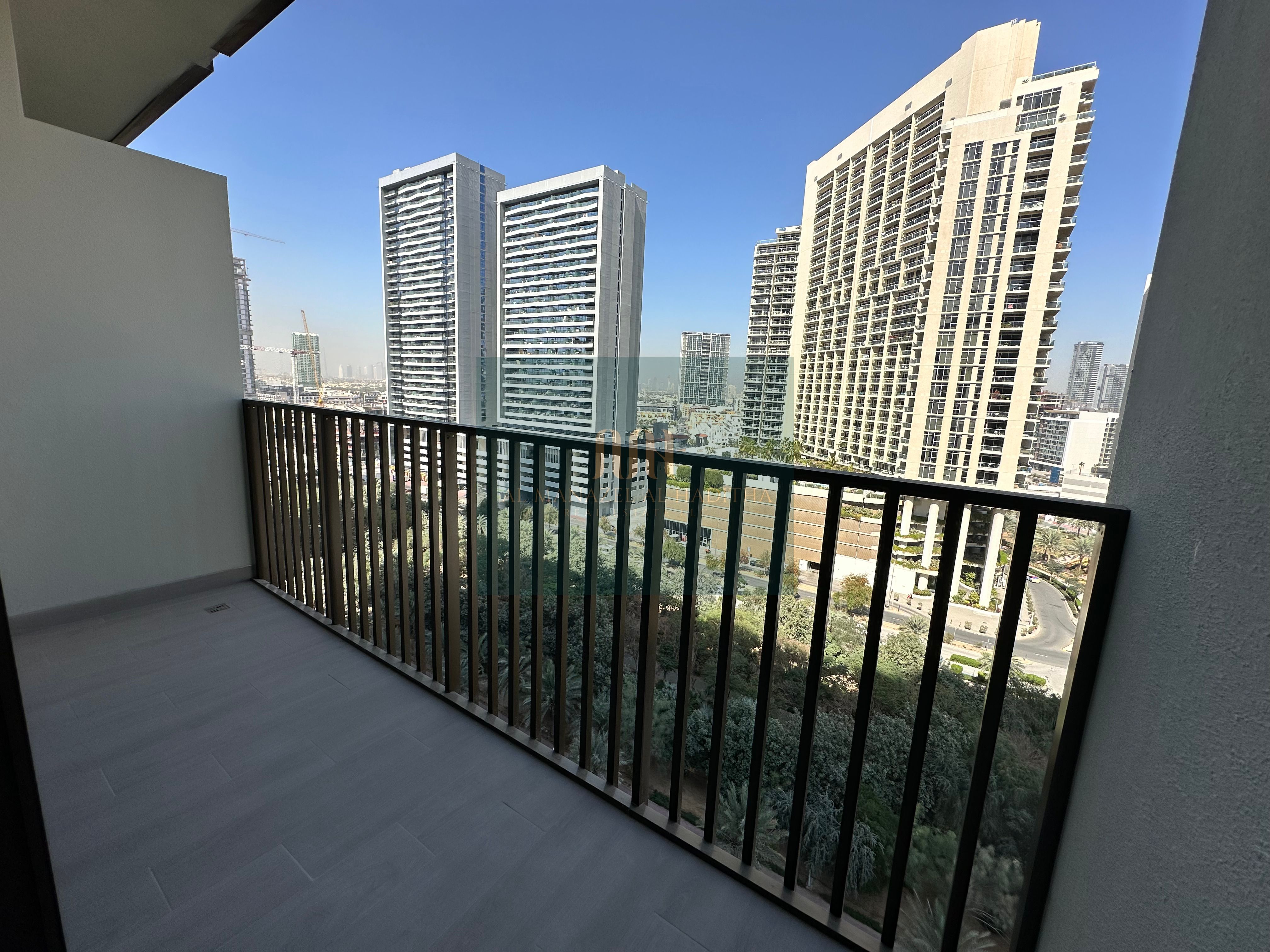 WELL-LIT 3 BEDROOM APARTMENT | MID-FLOOR | CONVENIENT PAYMENT TERMS