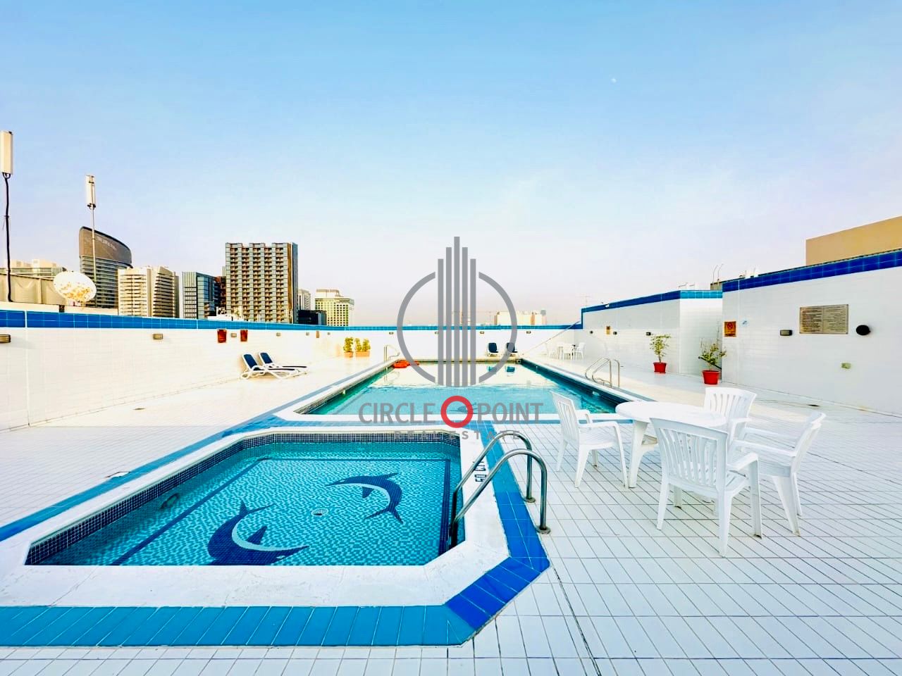 SPACIOUS 2BHK ||• With Balcony & All Amenities On Prime Location