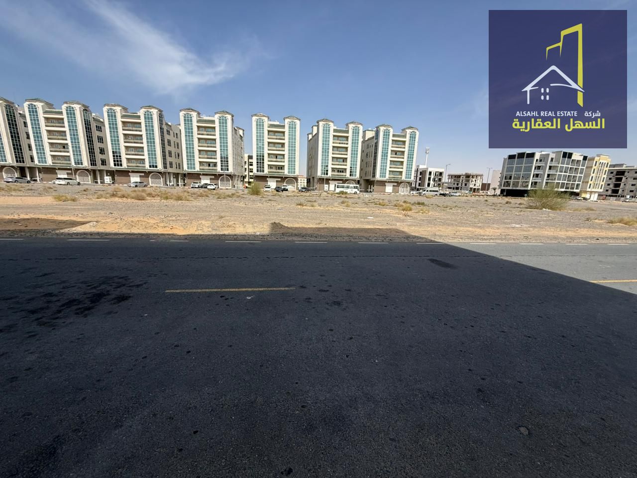 Land for sale with building permit, three-story building plot in Zayed Hills