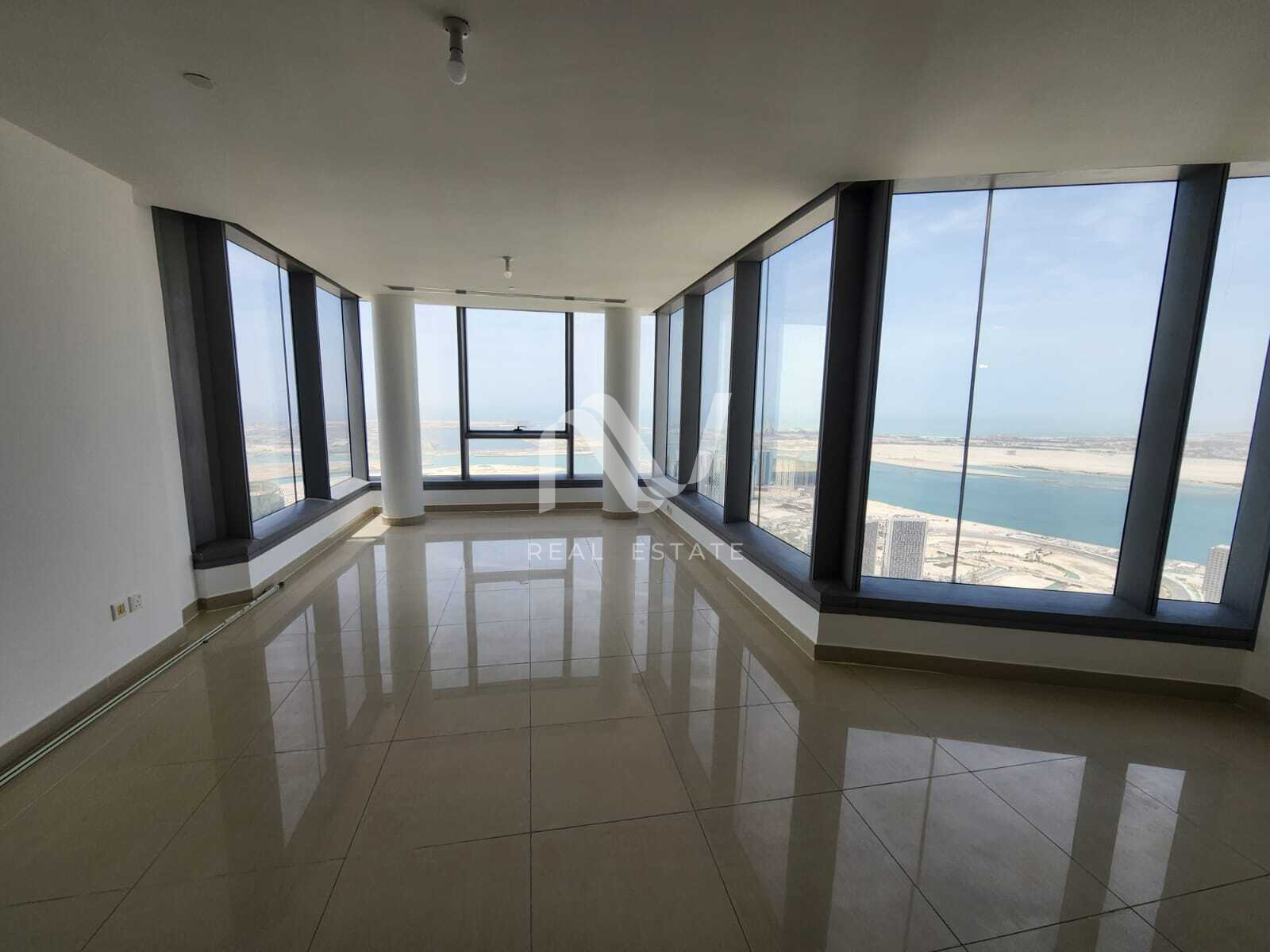 Skypod Living | Maid’s Room + Store | Canal View