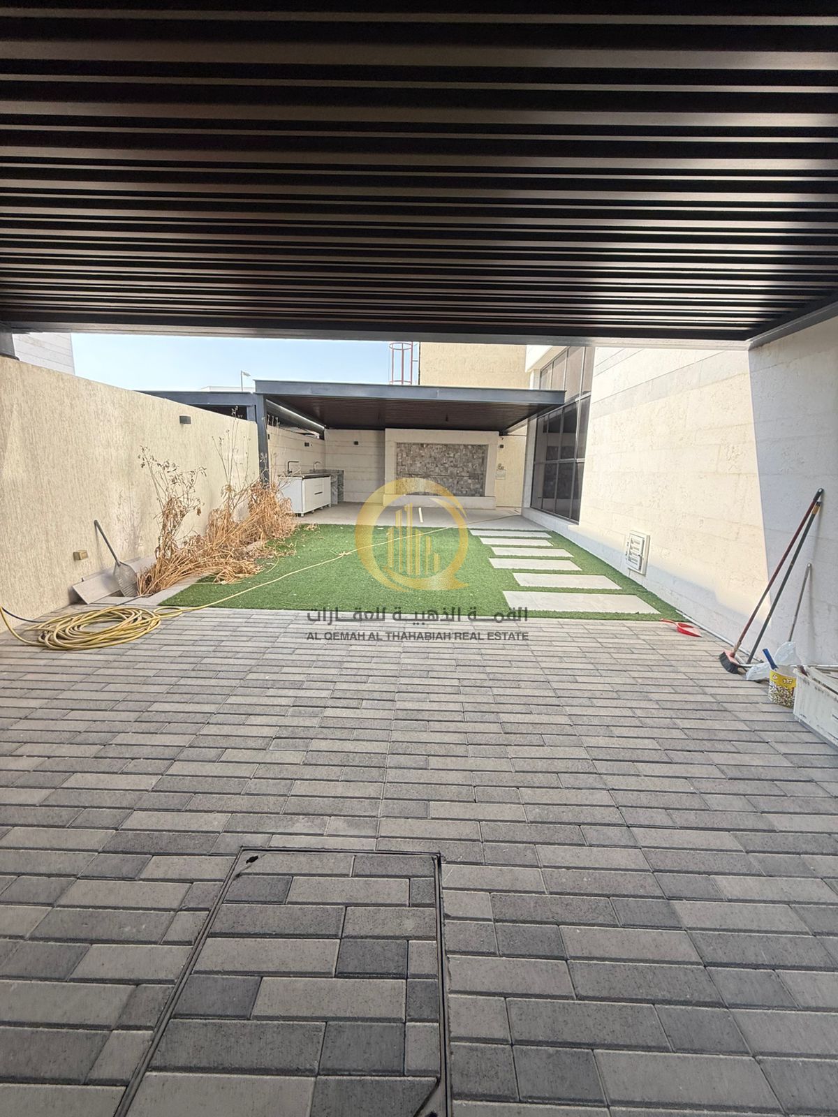Villa for sale in Al-Hooshi area, Al-Badi suburb. Land area 3150 square feet, in a very excellent location.