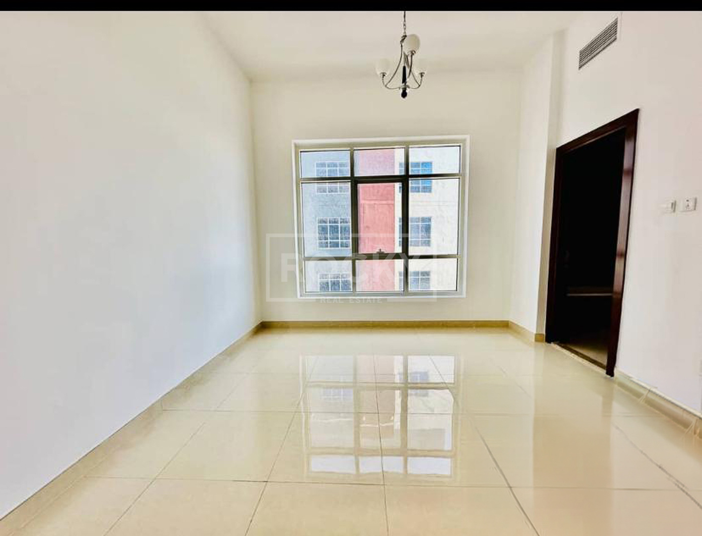 Spacious 1 Bedroom | Prime Location | Vacant