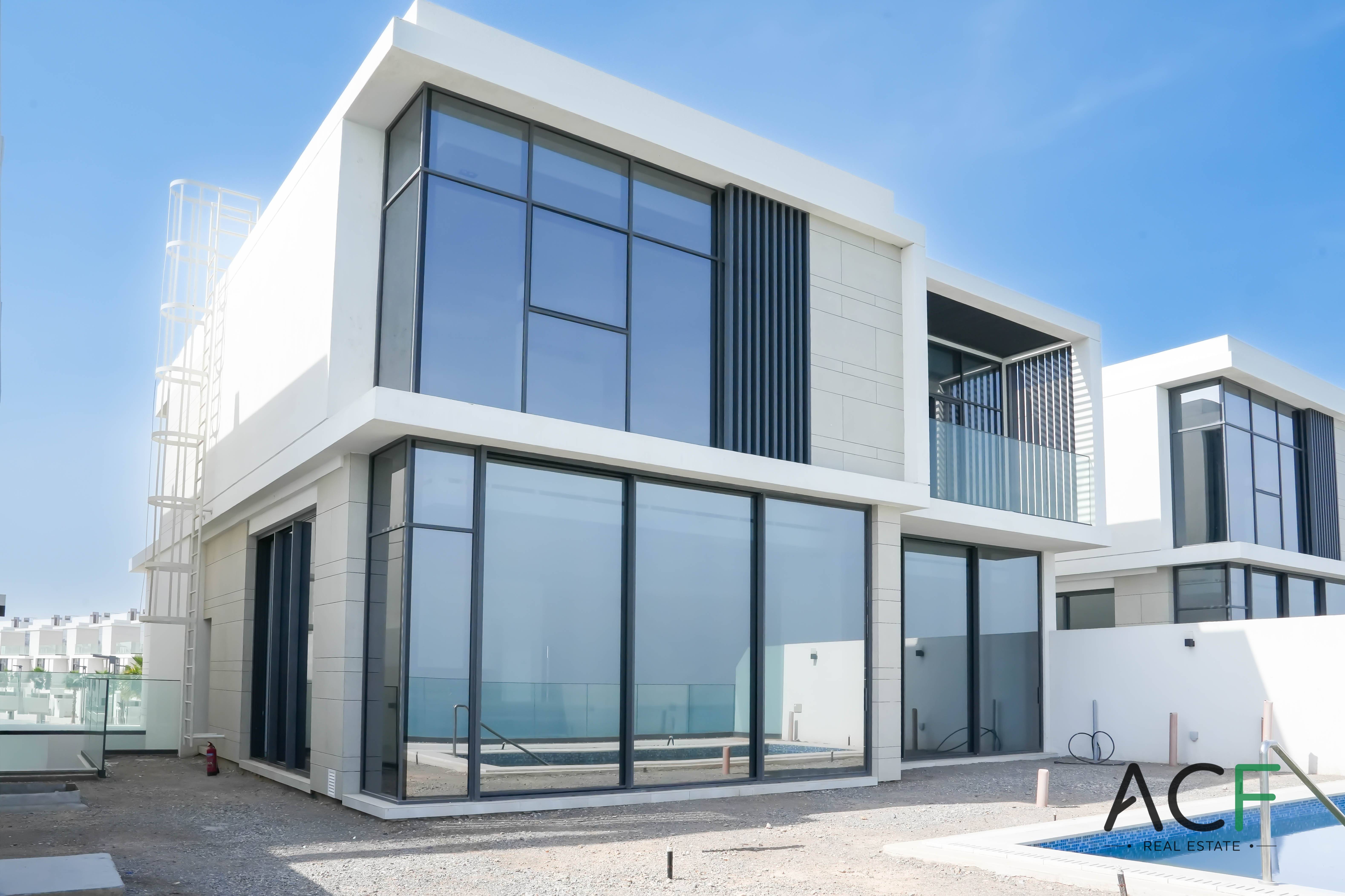 Ultra-Luxury | Private Pool | Rare Unit | Waterfront | Upgraded