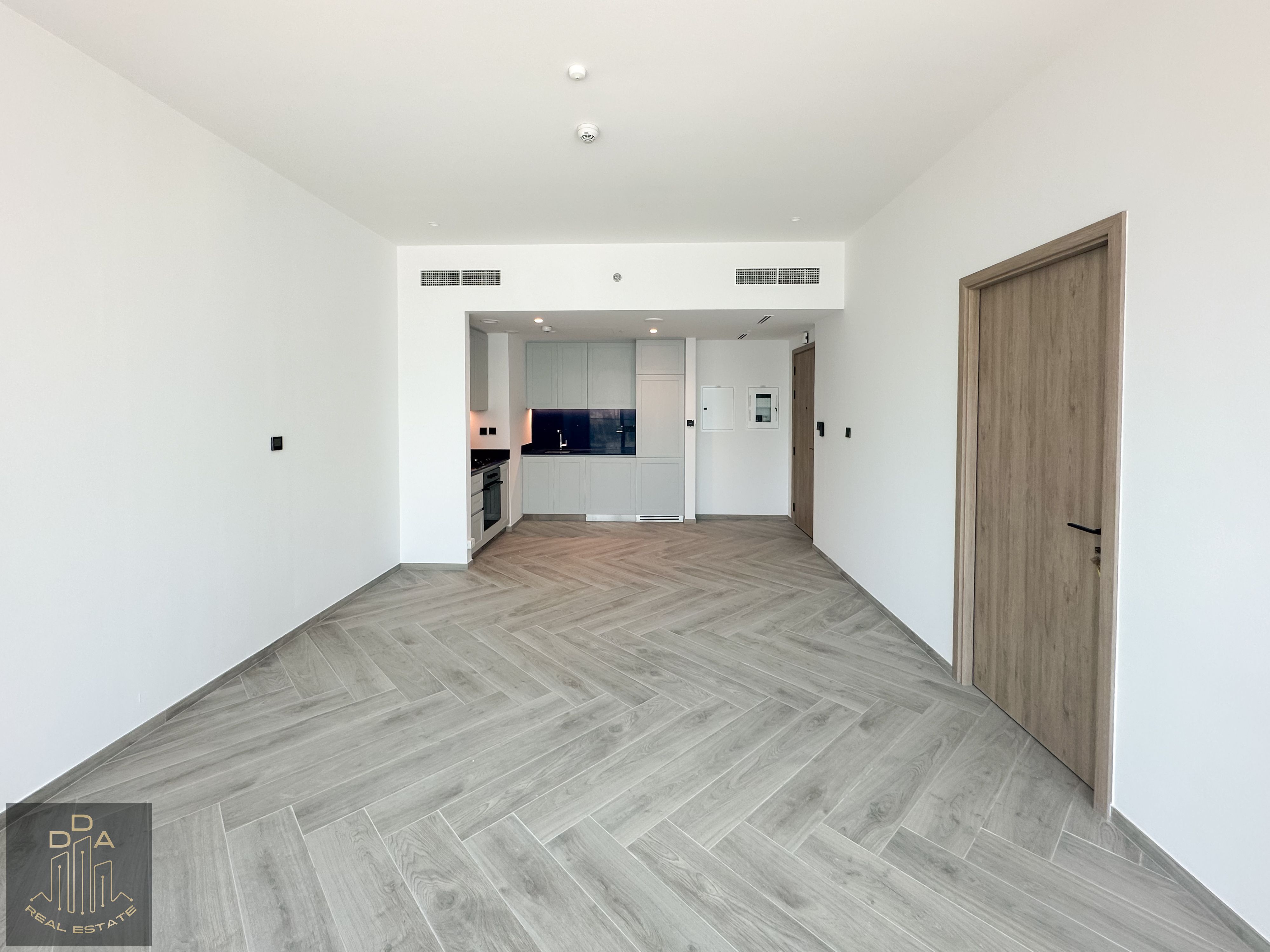 Designer 1BR | Ready to Move | Business Bay
