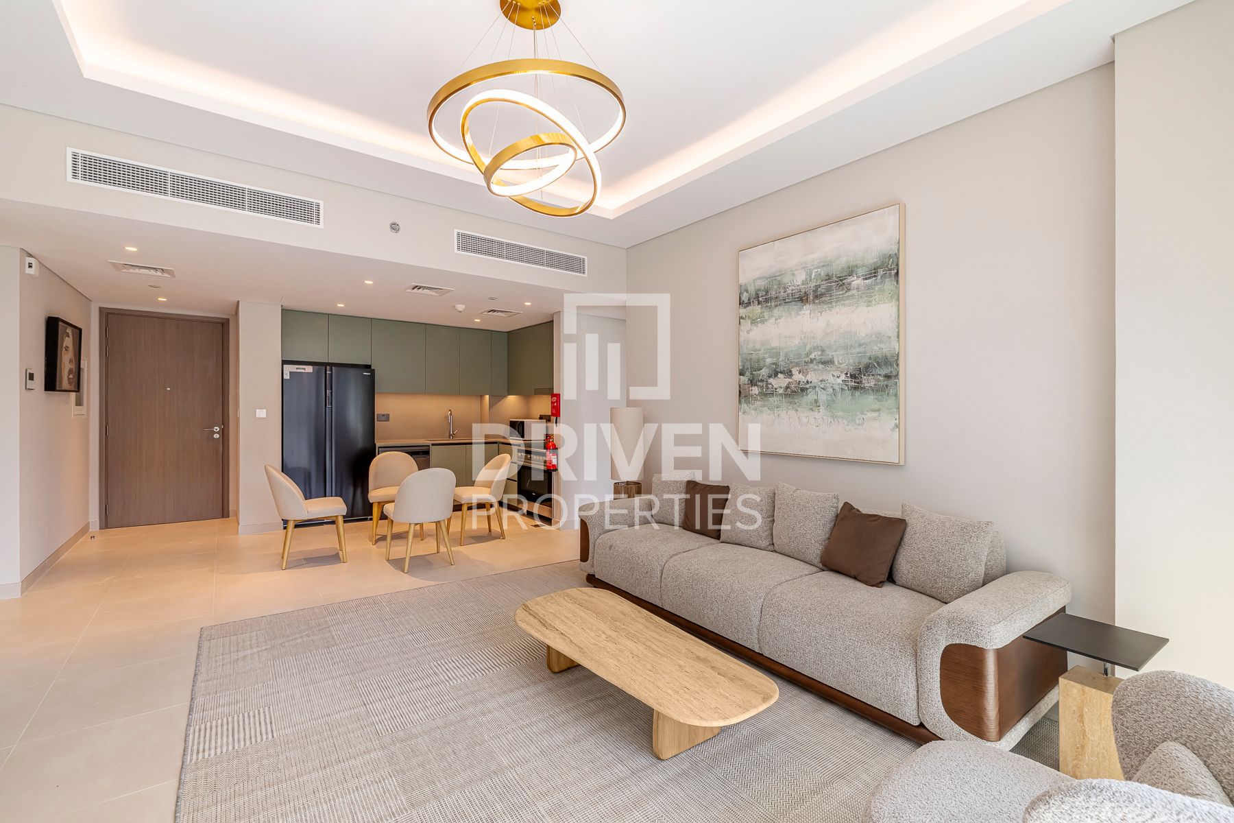 Contemporary Unit | Unfurnished | Bright Interiors
