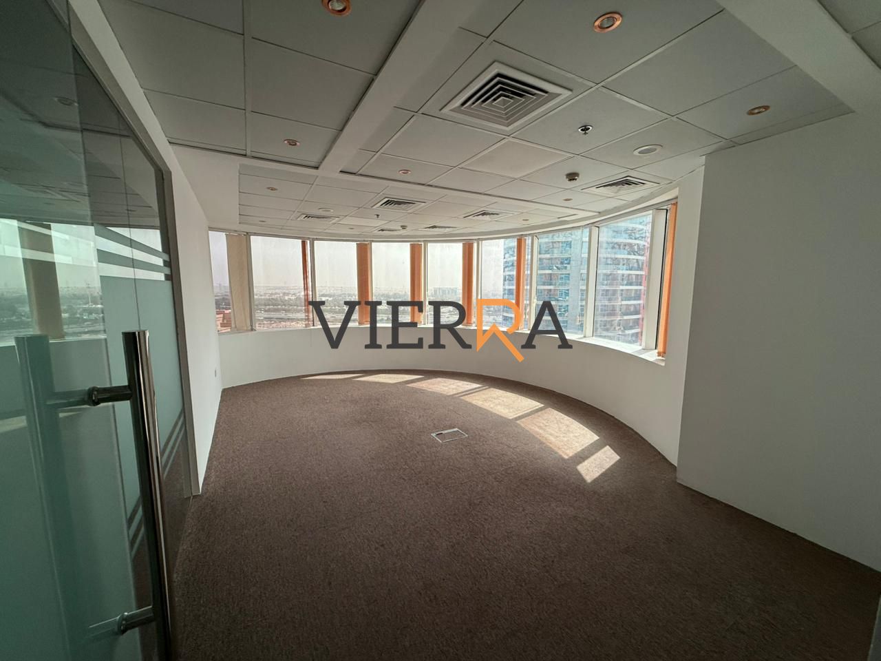 Fitted Office With Partitions l Ready To Move In l Open View