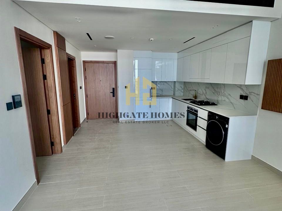Brand New | High Floor | Spacious | Community View