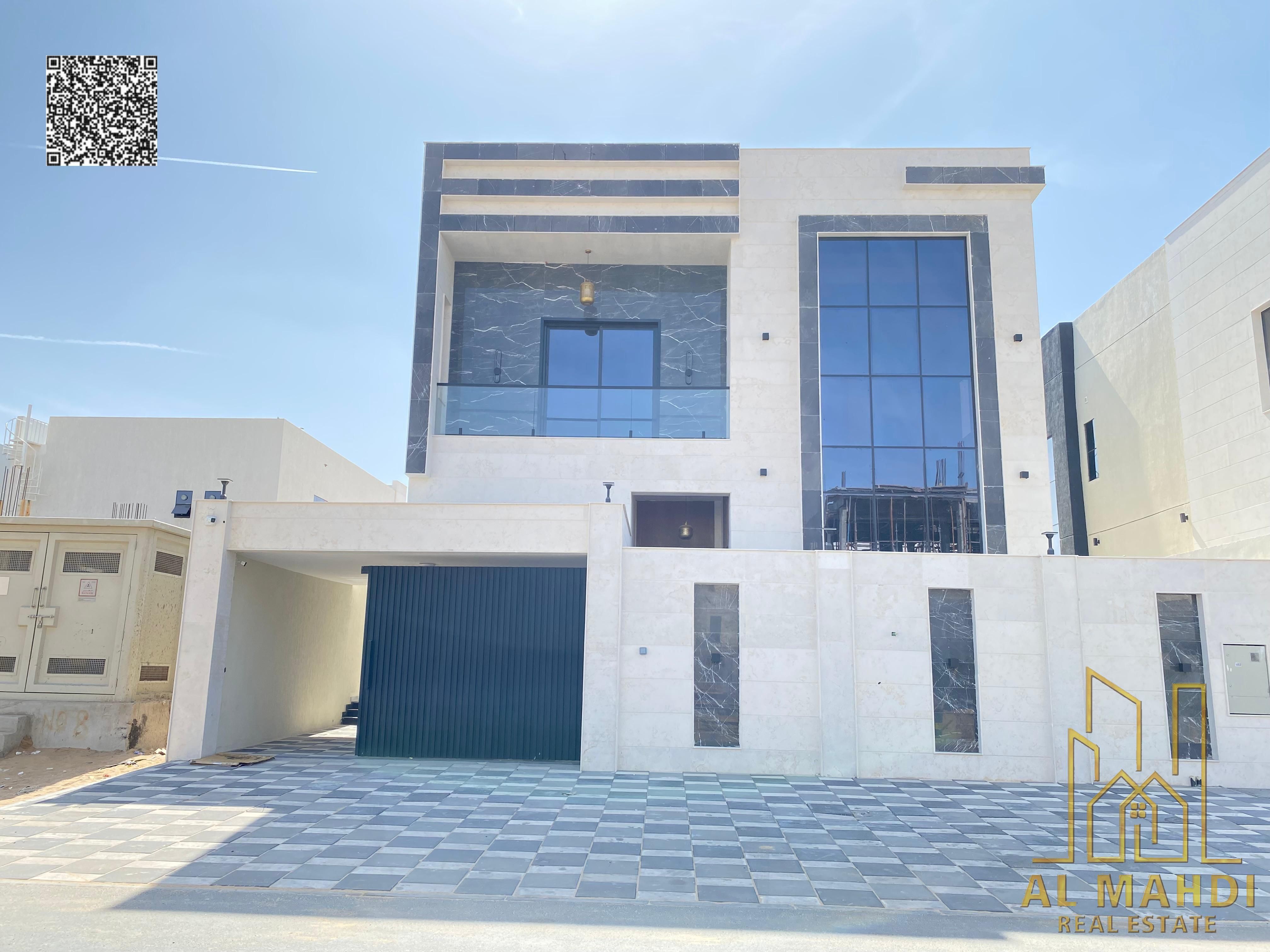 Luxury modern villa for sale at an incredible price including registration and ownership fees. High-end finishes and freehold ownership for all nation