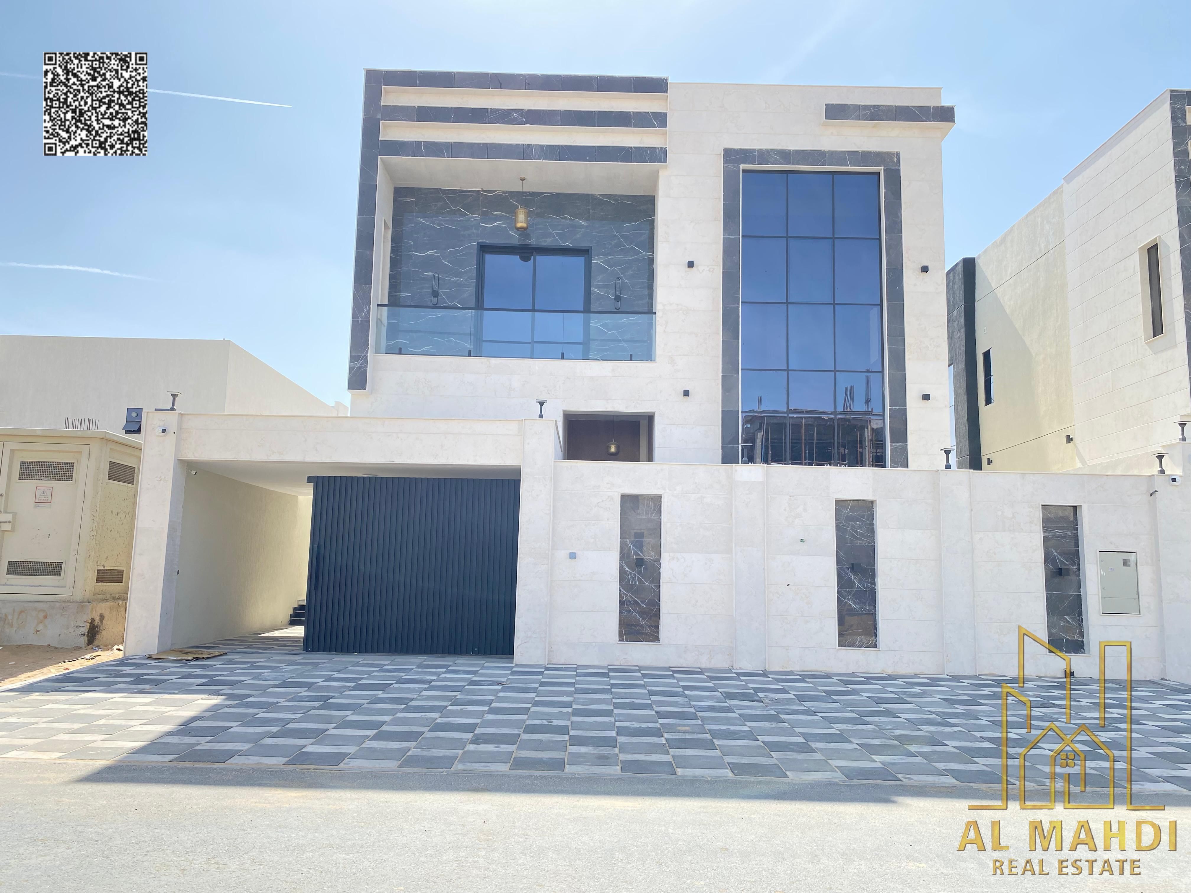 Luxury modern villa for sale at an incredible price including registration and ownership fees. High-end finishes and freehold ownership for all natio