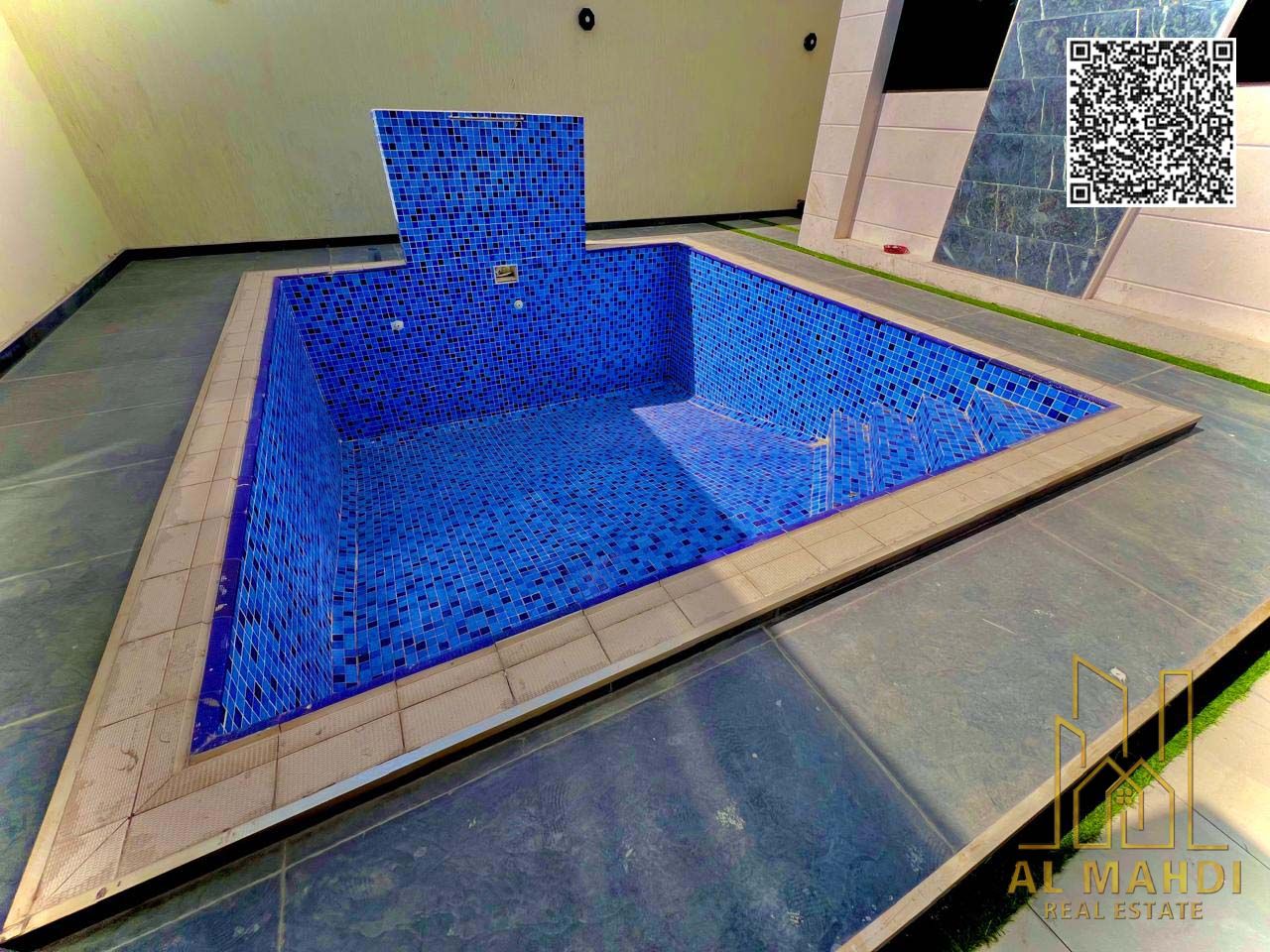 Luxury 8 Master Bedroom Villa for Sale in Al Alia – Ajman on Main Asphalt Road, Direct Access to Sheikh Mohammed Bin Zayed Road, Private Pool & Full S