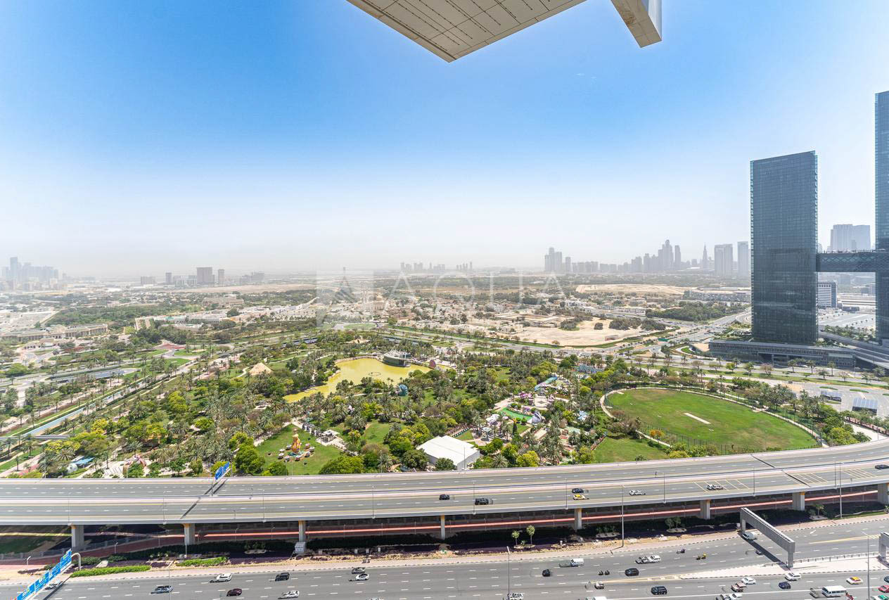 HIGH FLOOR | PARK VIEW | TENANTED