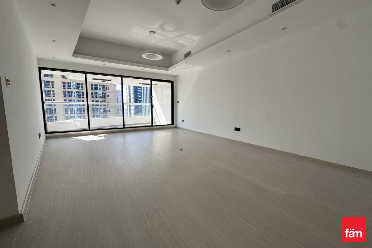 Freshly Upgraded | Bright And Spacious | Vastu