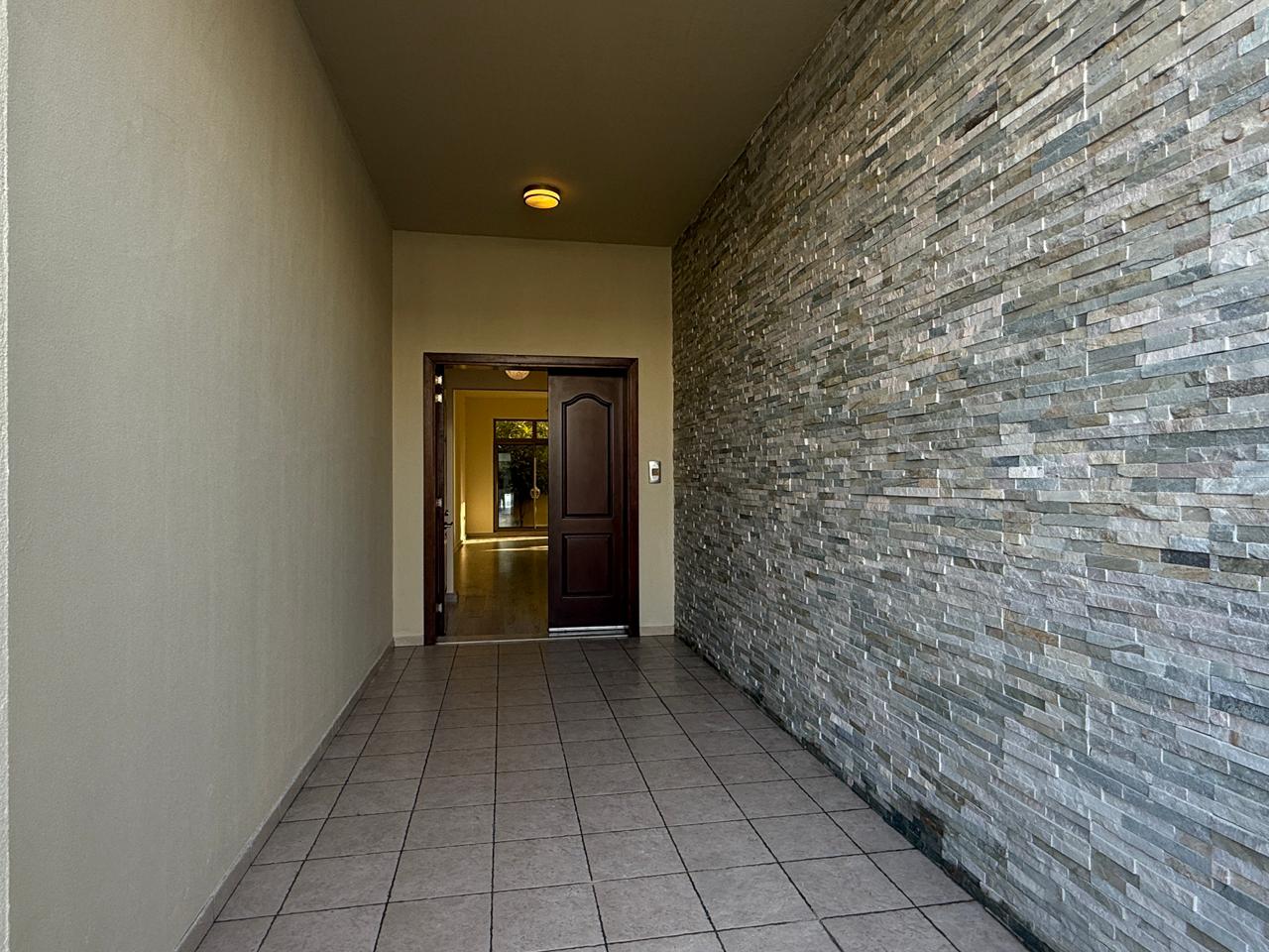 Beautiful 3BR Villa | Prime Location