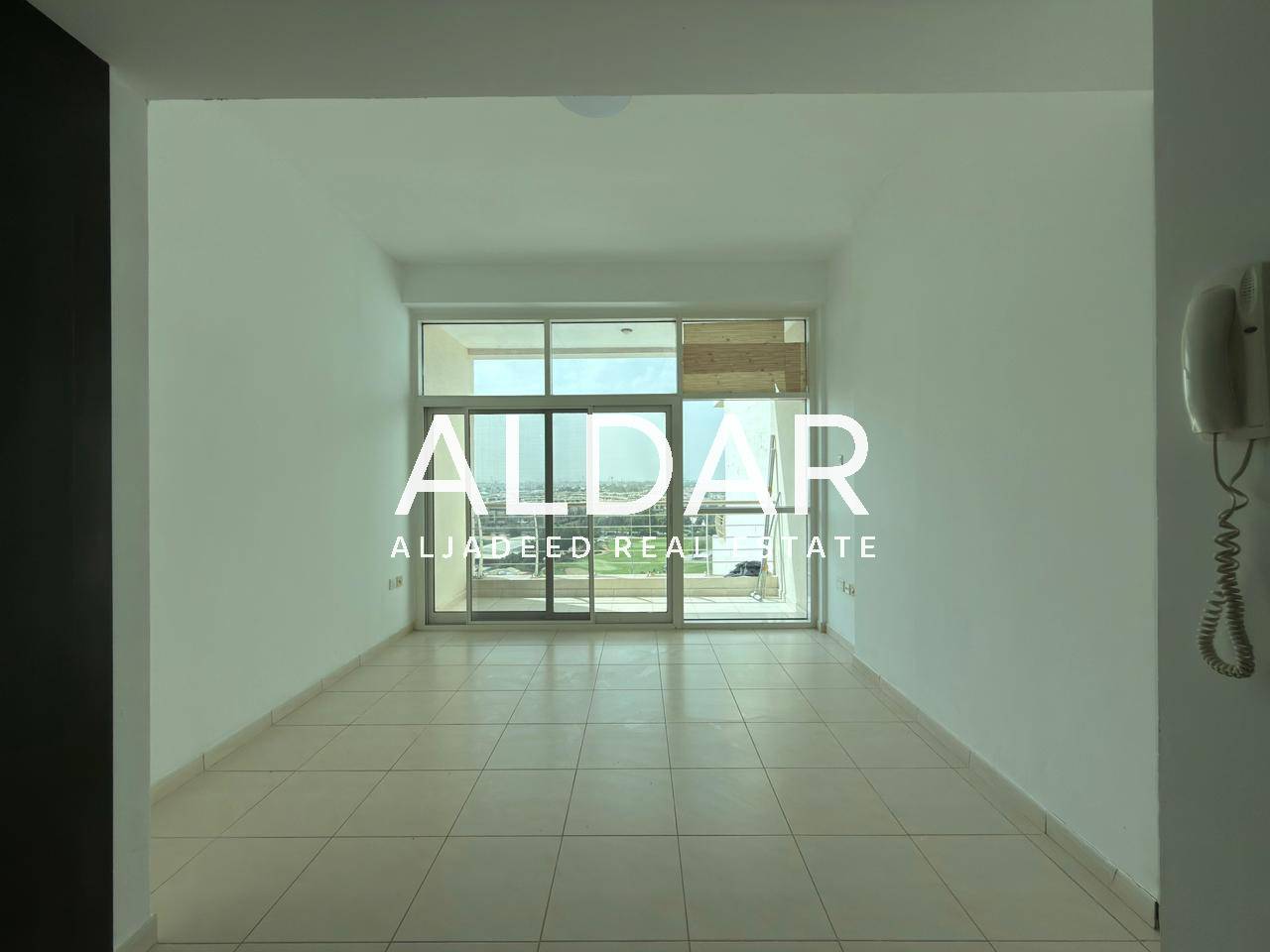 Spacious And Bright|Ready To Move|Prime Location