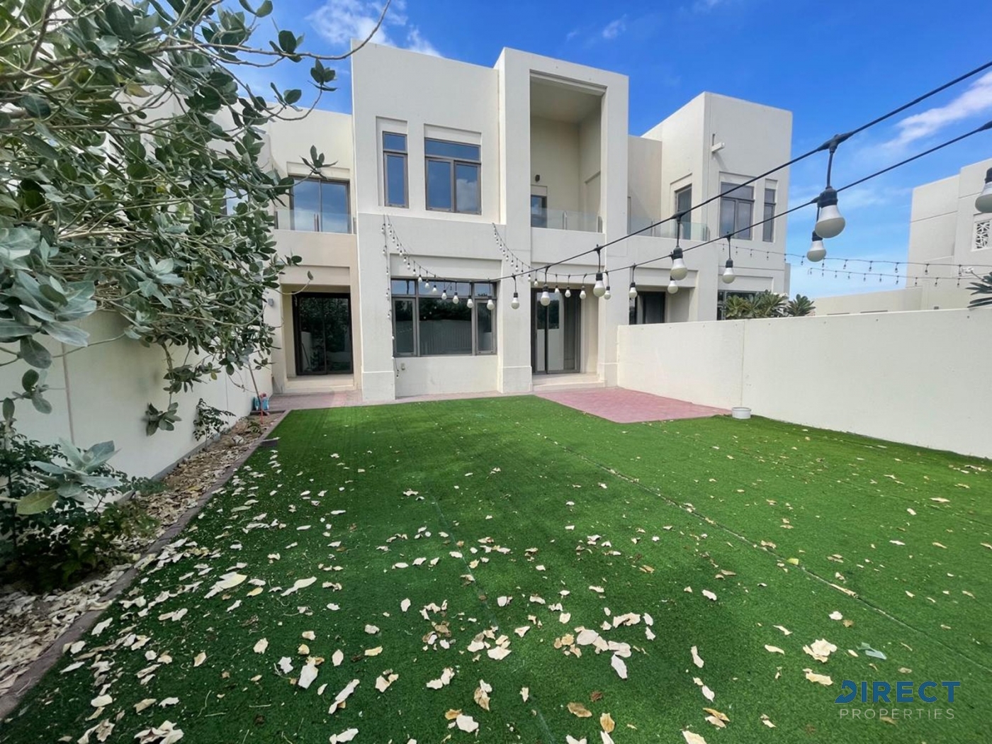 Single Row | Large Garden | Near Pool and Park