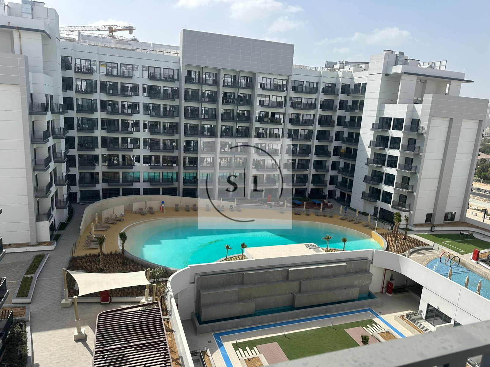 Vacant | Ready to Move- In | Pool View | Fitted Kitchen