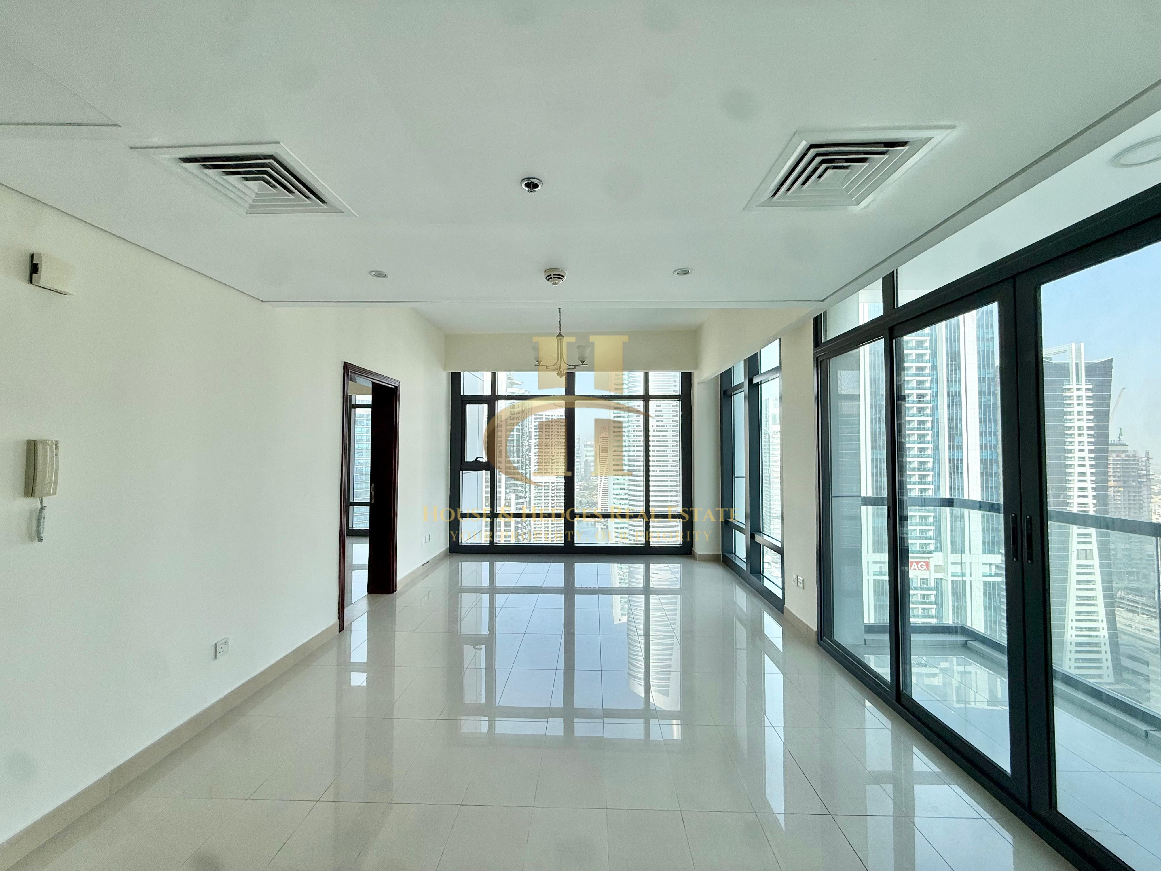 Corner Unit | Lake View | Open Kitchen