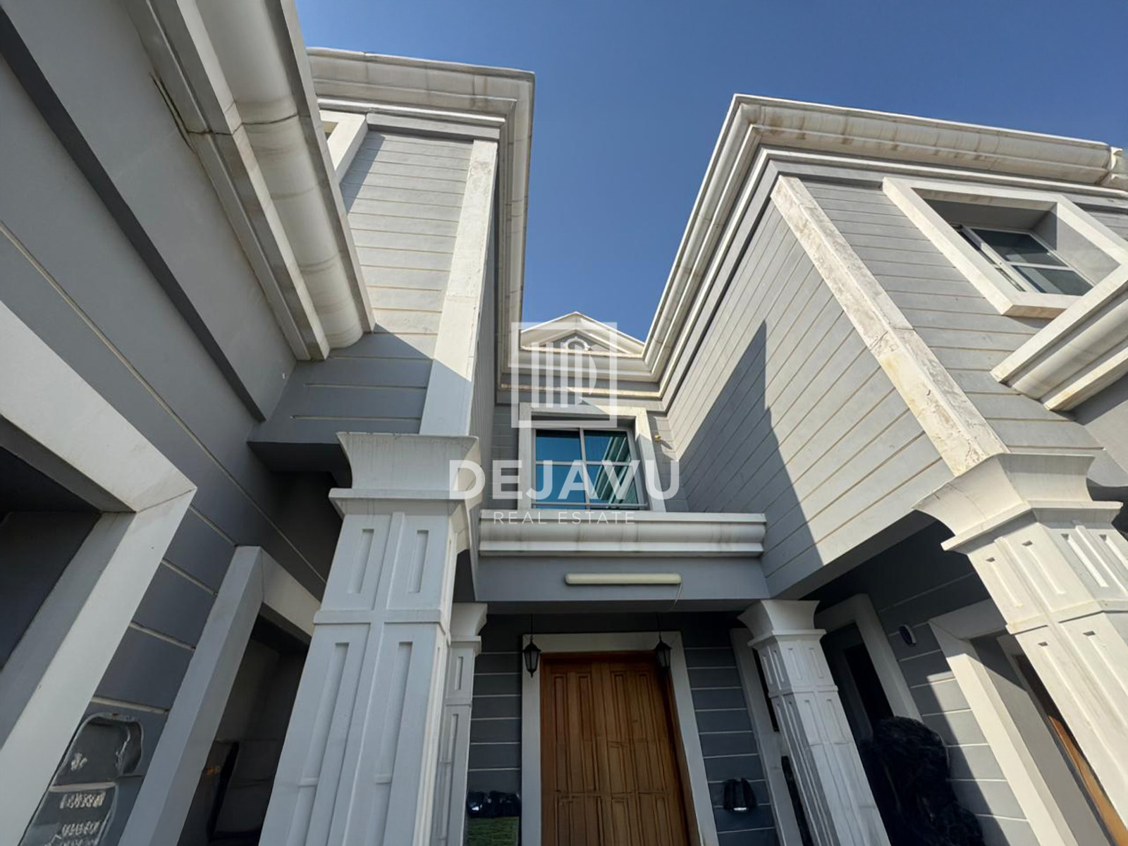 Investor Deal | Single row | Prime location