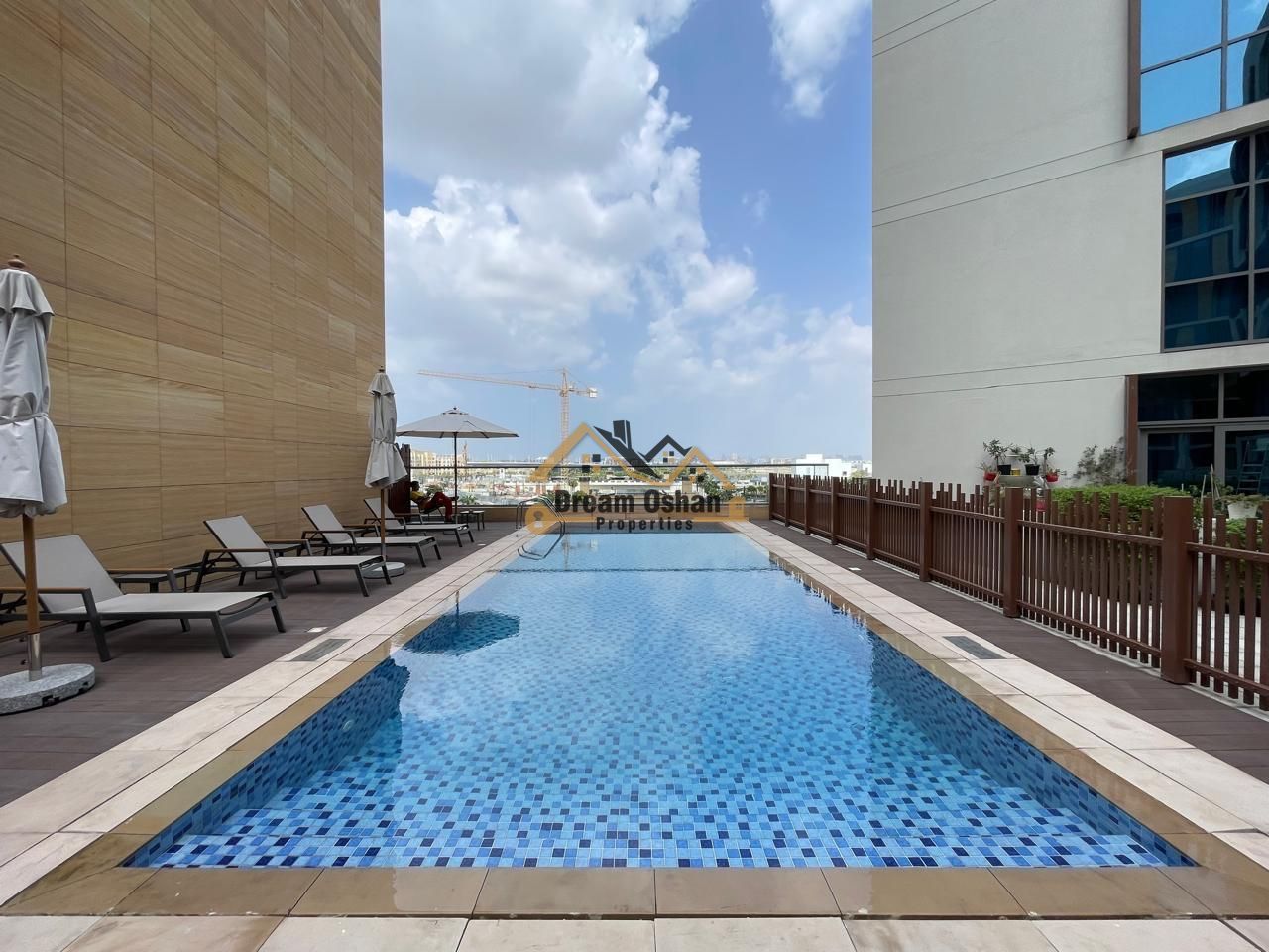 LUXURY SPACIOUS 1bhk NEAR METRO CANAL