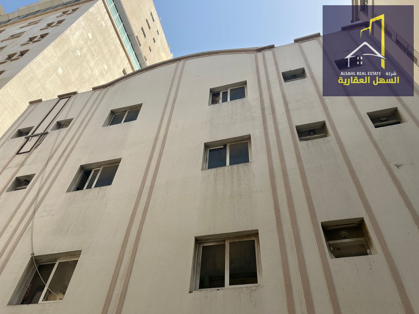 Building for sale in Al Majarrah, Al Sharq district, Sharjah