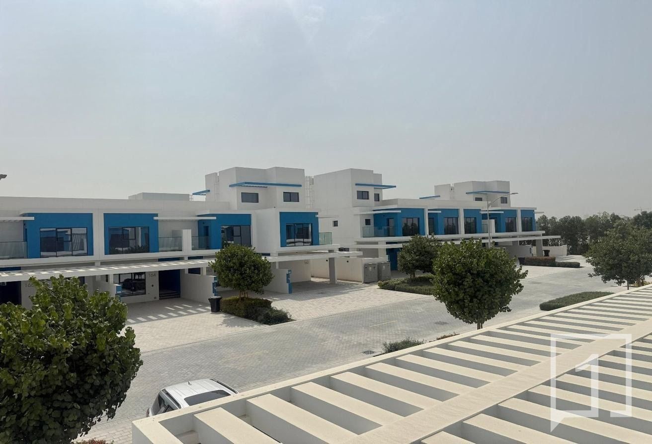 Near Park &Central Hub| Brand New| Santorini phase 2 | Flexible Cheques