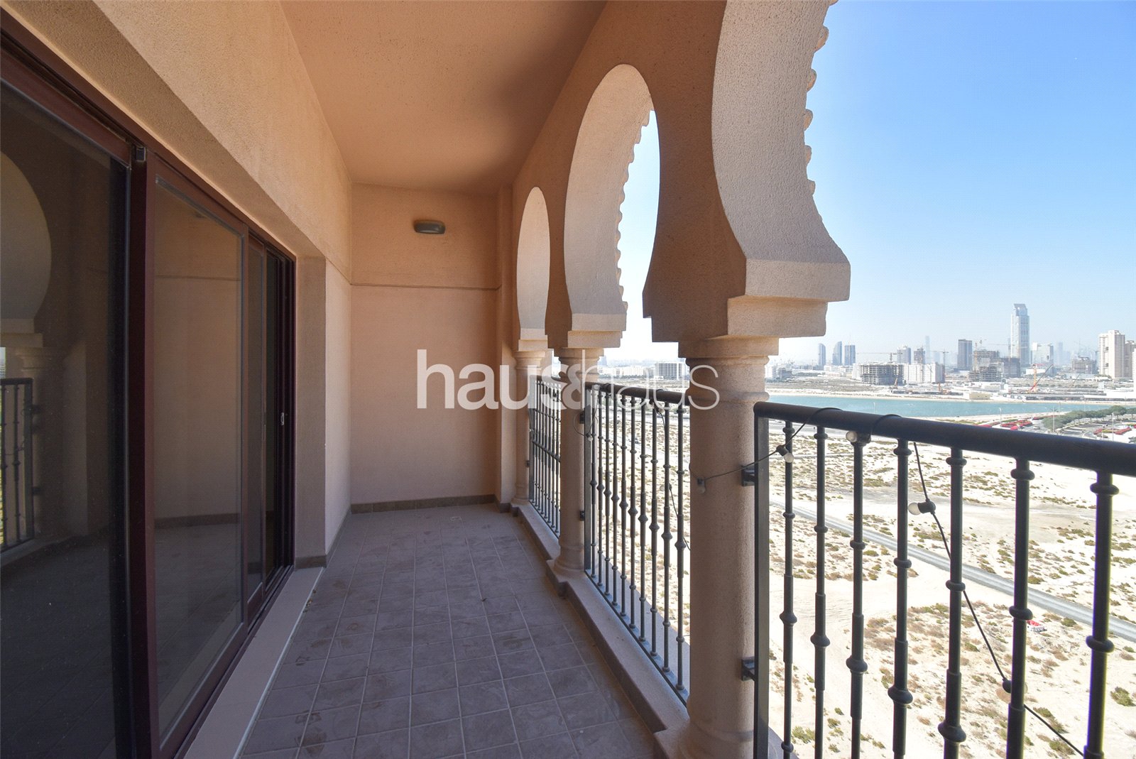 Vacant Now | Corner Unit | Best Price in Market