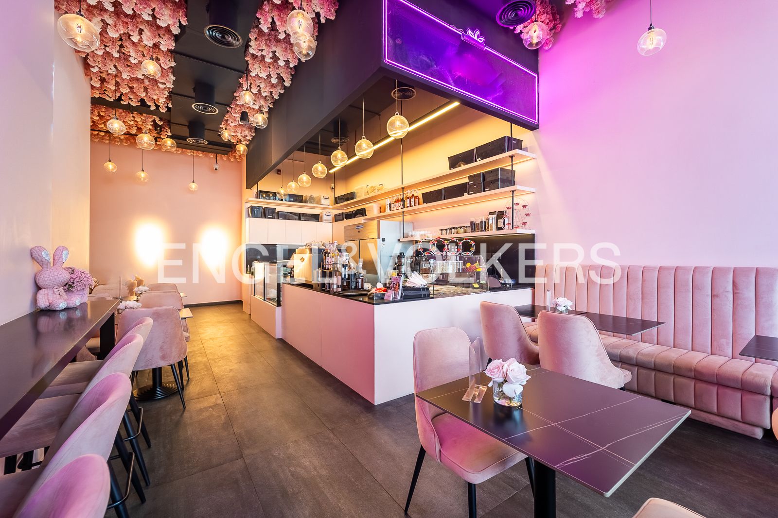 Accessible Retail Unit|Near JVC Entrance and Park