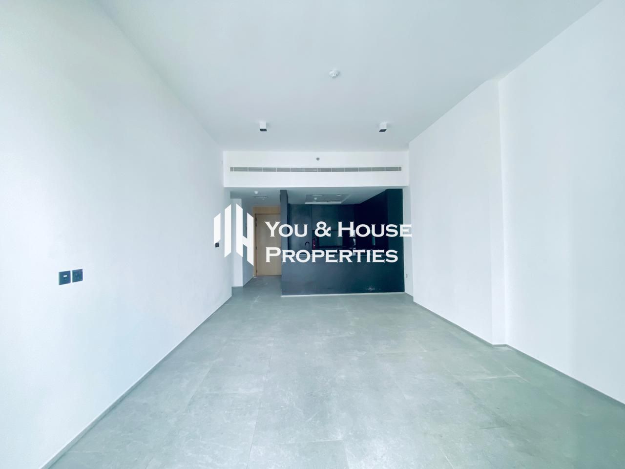 Stunning 2 Bedroom Apartment I Spacious & Bright I Ready To Move In