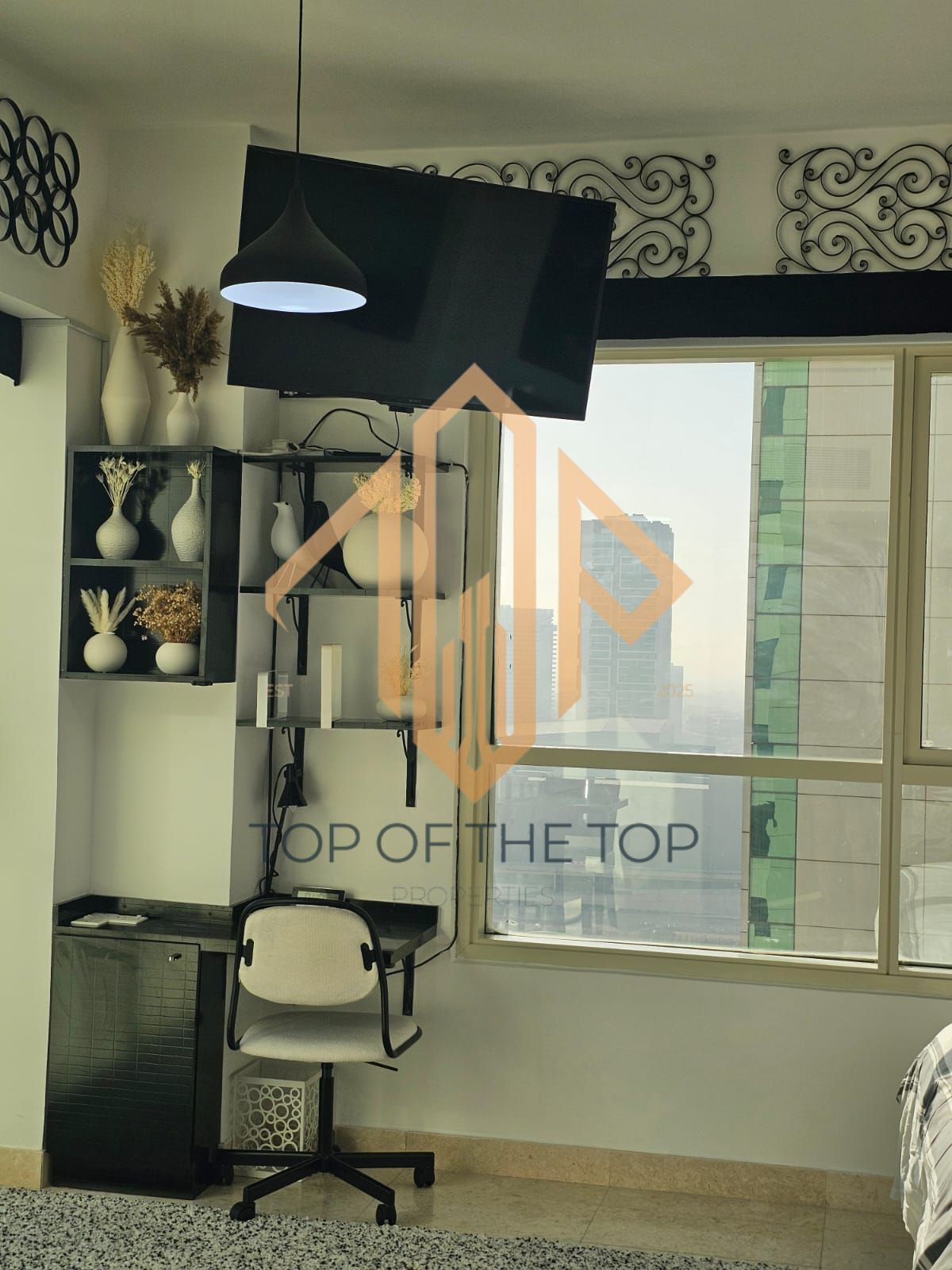 Ready to Move | Spacious Studio | Furnished