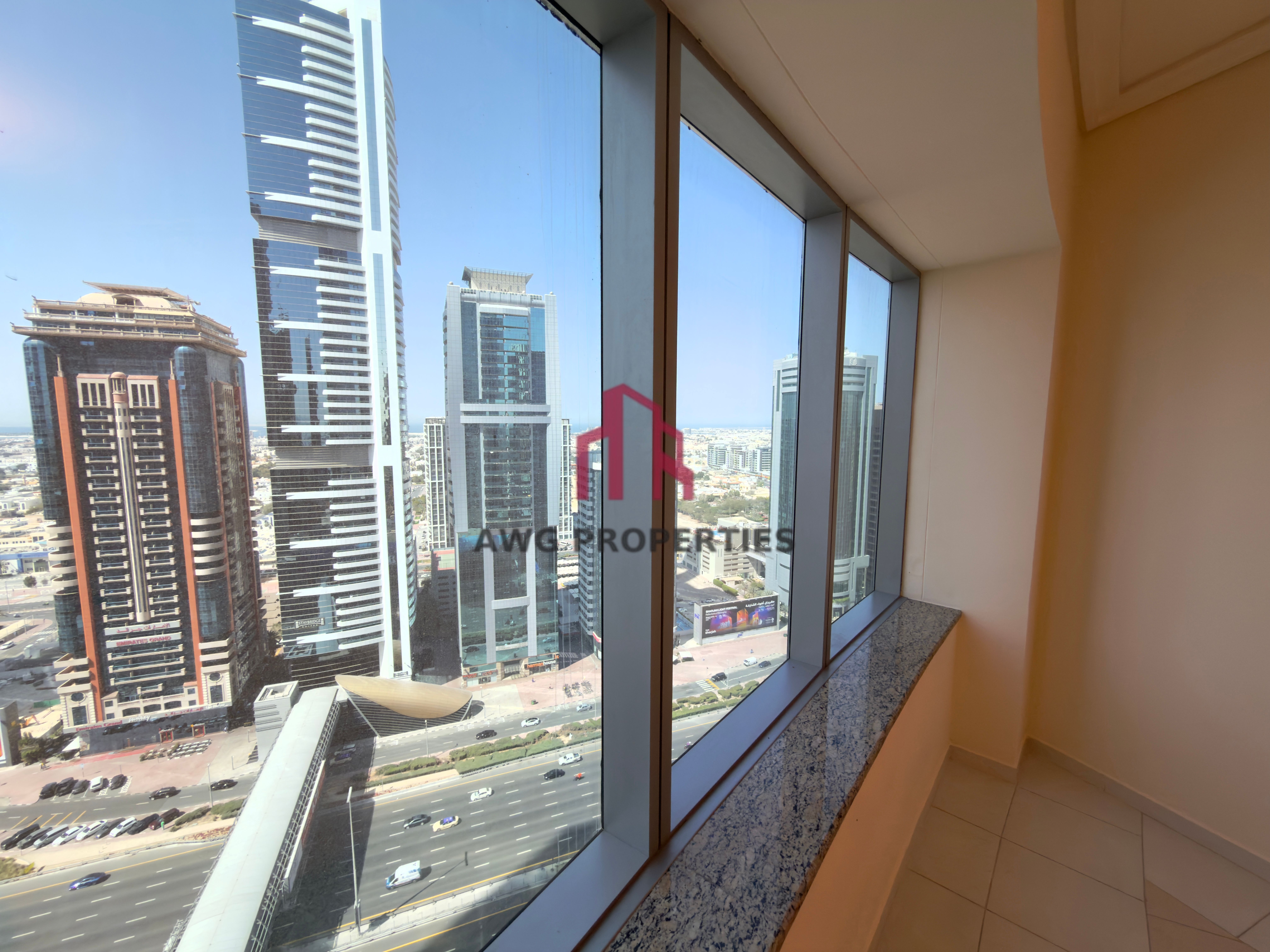 Next to DIFC metro | 1 month free | 6 cheques| Multiple Options