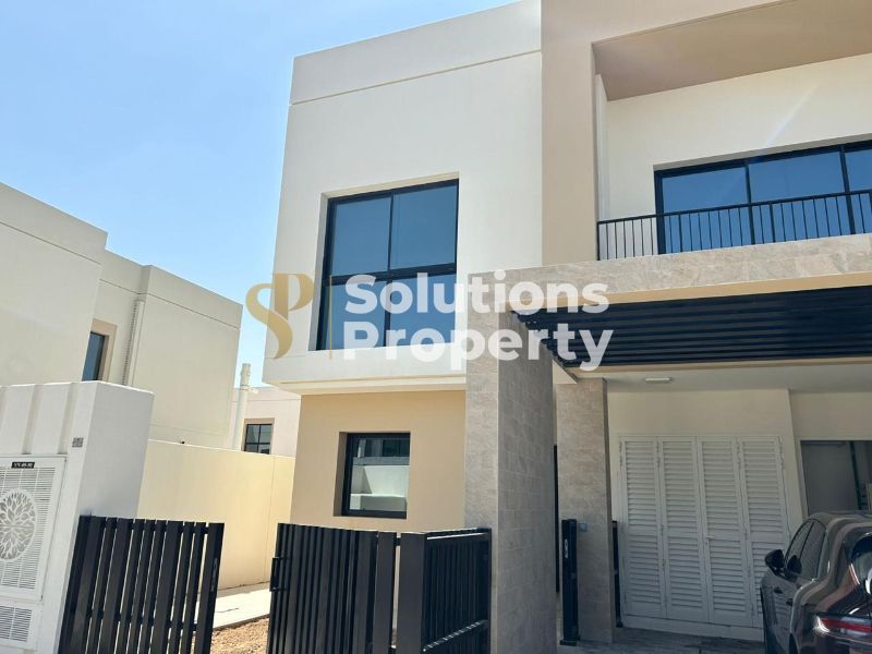 Double Row | Corner 4BR+M Villa | Luxury Community
