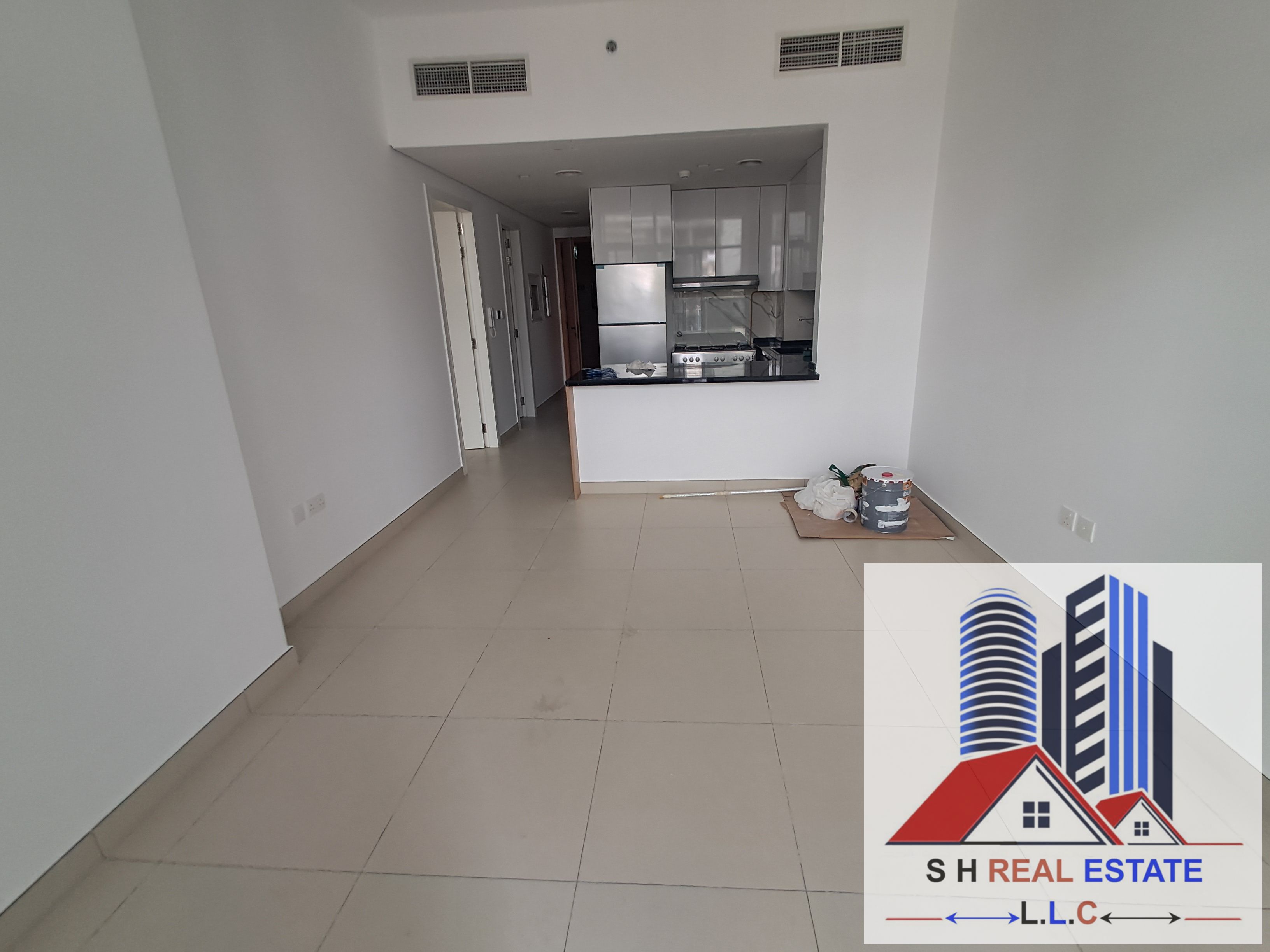 Premium Investor Deal | 1 BHK Apartment in Confident Lancaster – 824 sq ft