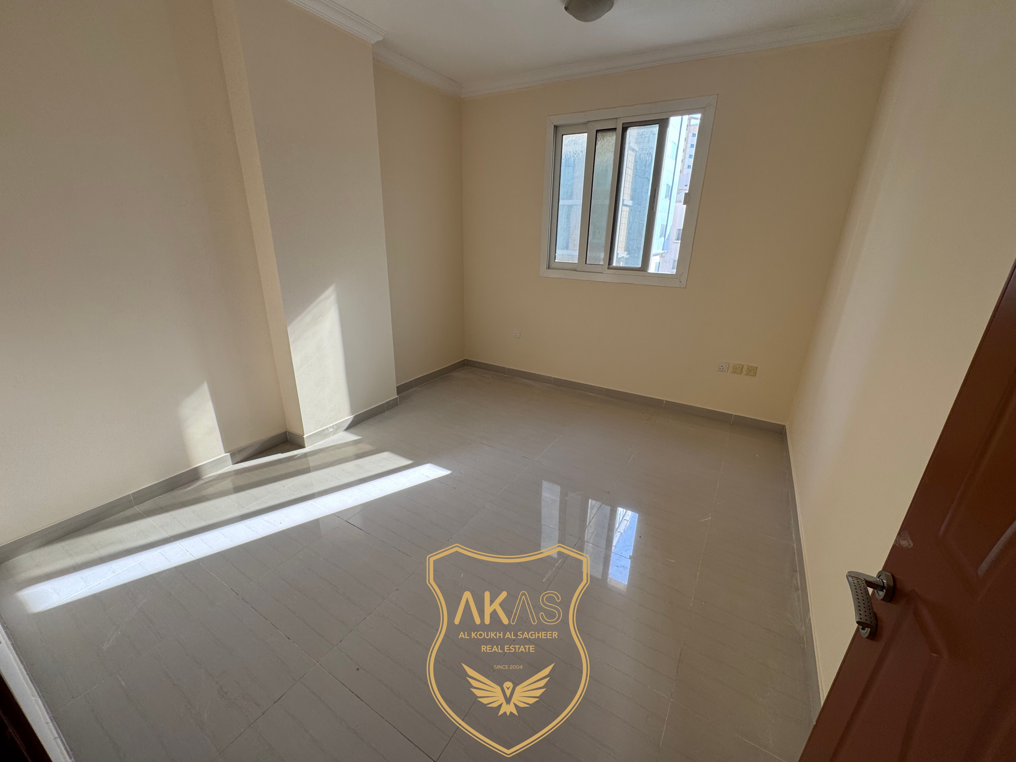 Well-Maintained 1 Bedroom Apartment | Central AC | Free Parking
